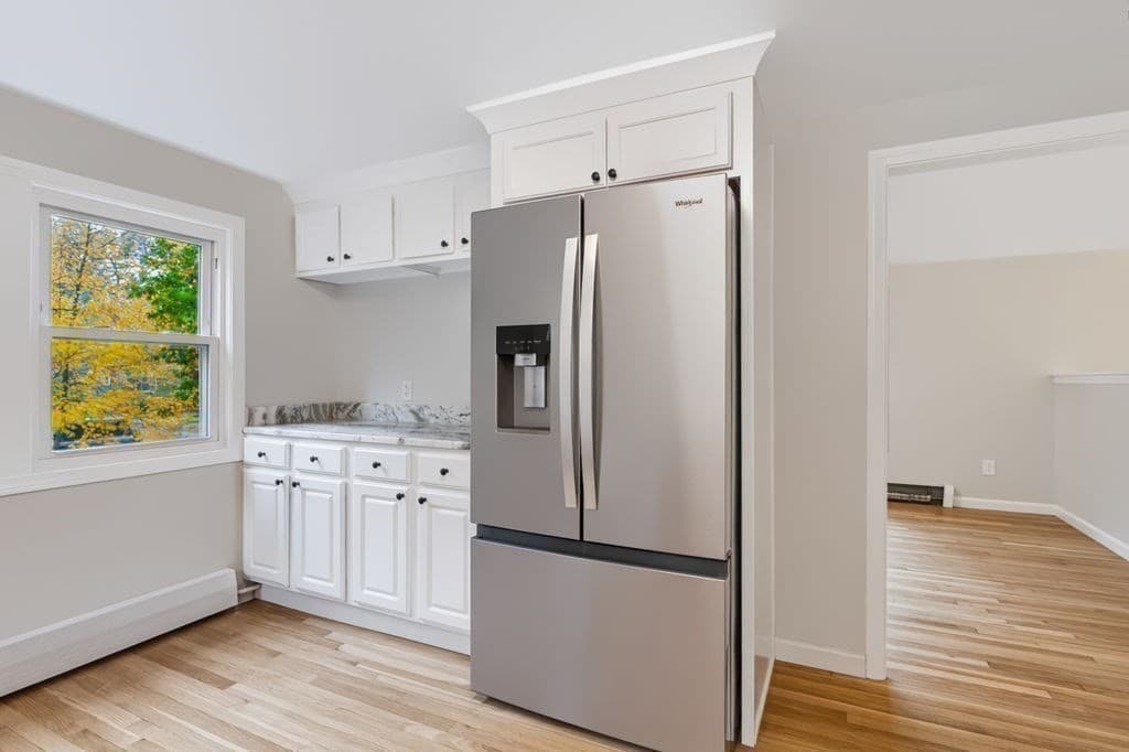 Single Family Residence at 7 Bayberry Lane, Salisbury MA 01952, photo 11 of 42