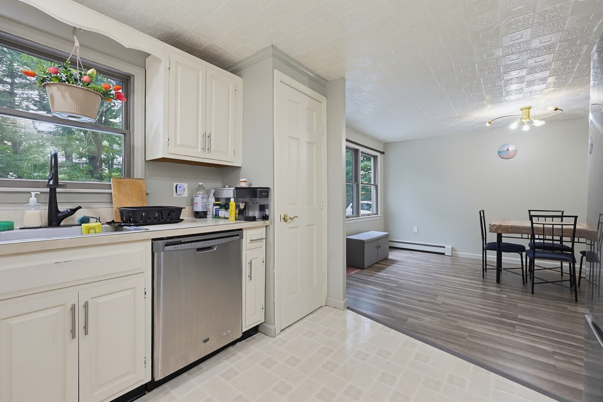 Condominium at 14 Anderson Way # 14, Malden MA 02148, Malden, photo 7 of 41