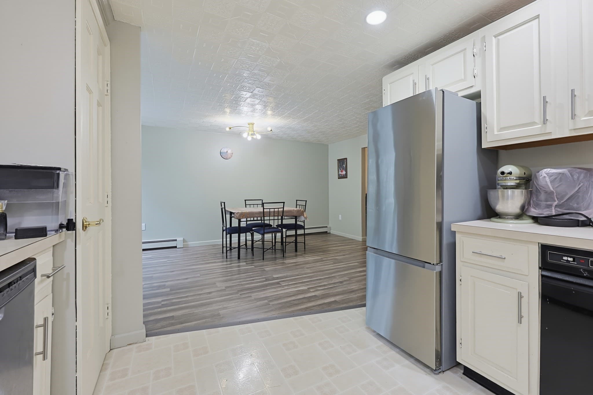 Condominium at 14 Anderson Way # 14, Malden MA 02148, Malden, photo 10 of 41