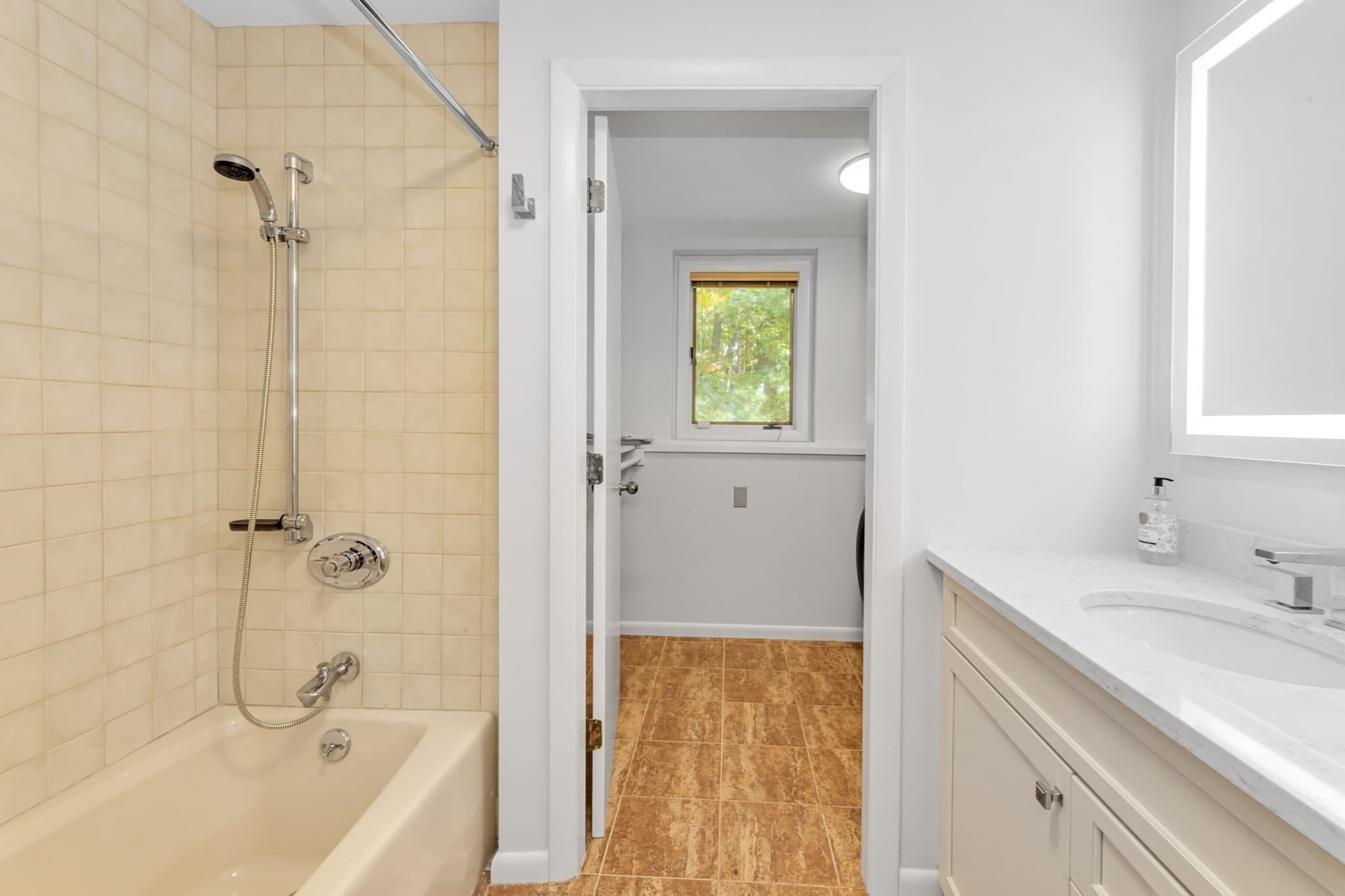 Single Family Residence at 77 Woodward Ln, Boxborough MA 01719, photo 26 of 41