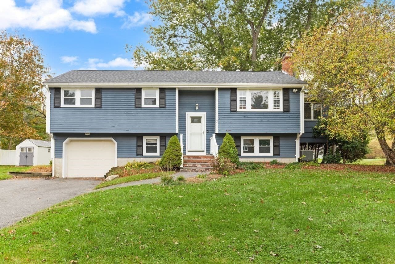 Single Family Residence at 7 Heath Rd, Easton MA 02375, photo 40 of 41