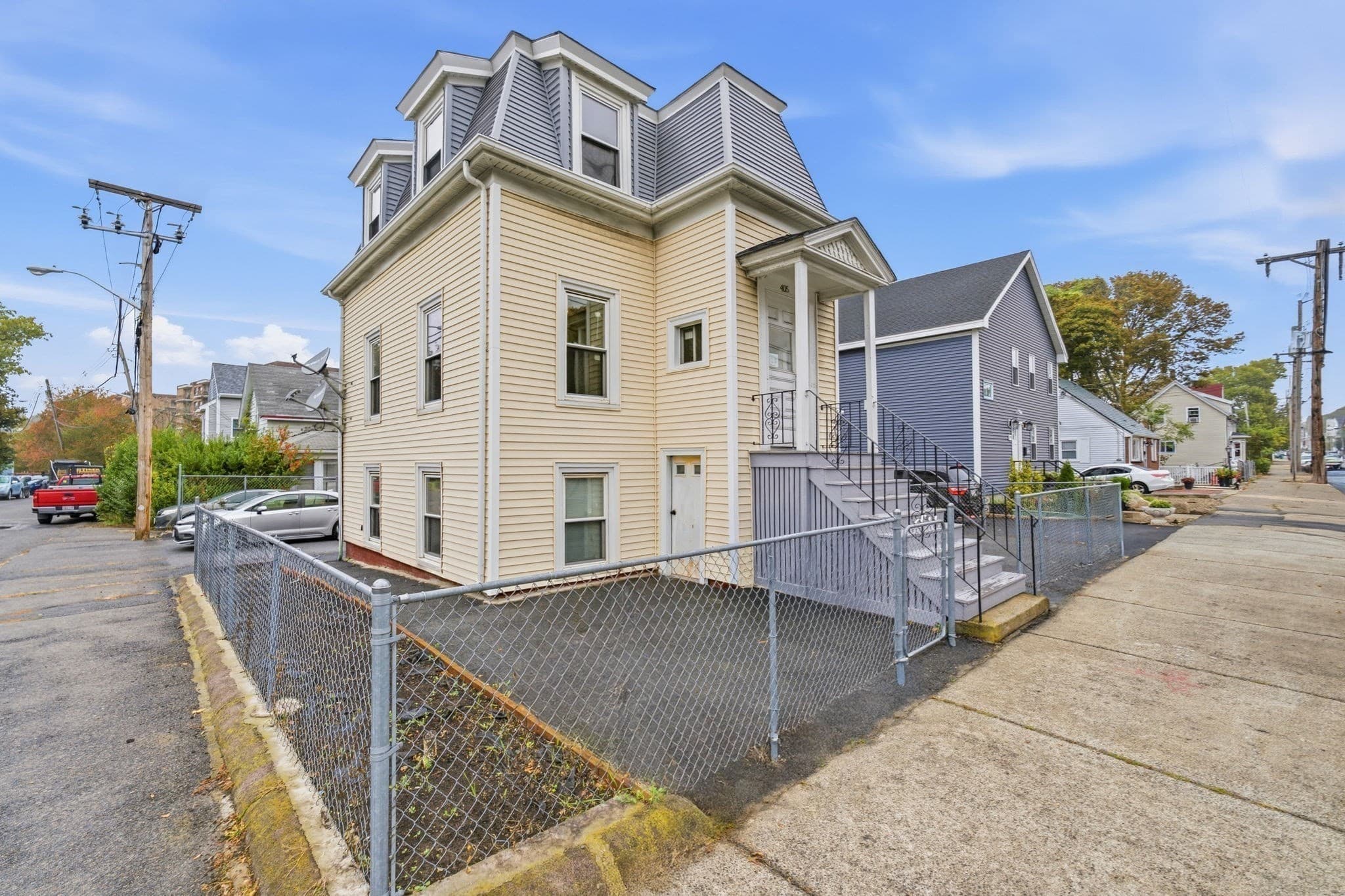 Single Family Residence at 405 Western Ave, Lynn MA 01904, Lynn, photo 2 of 31