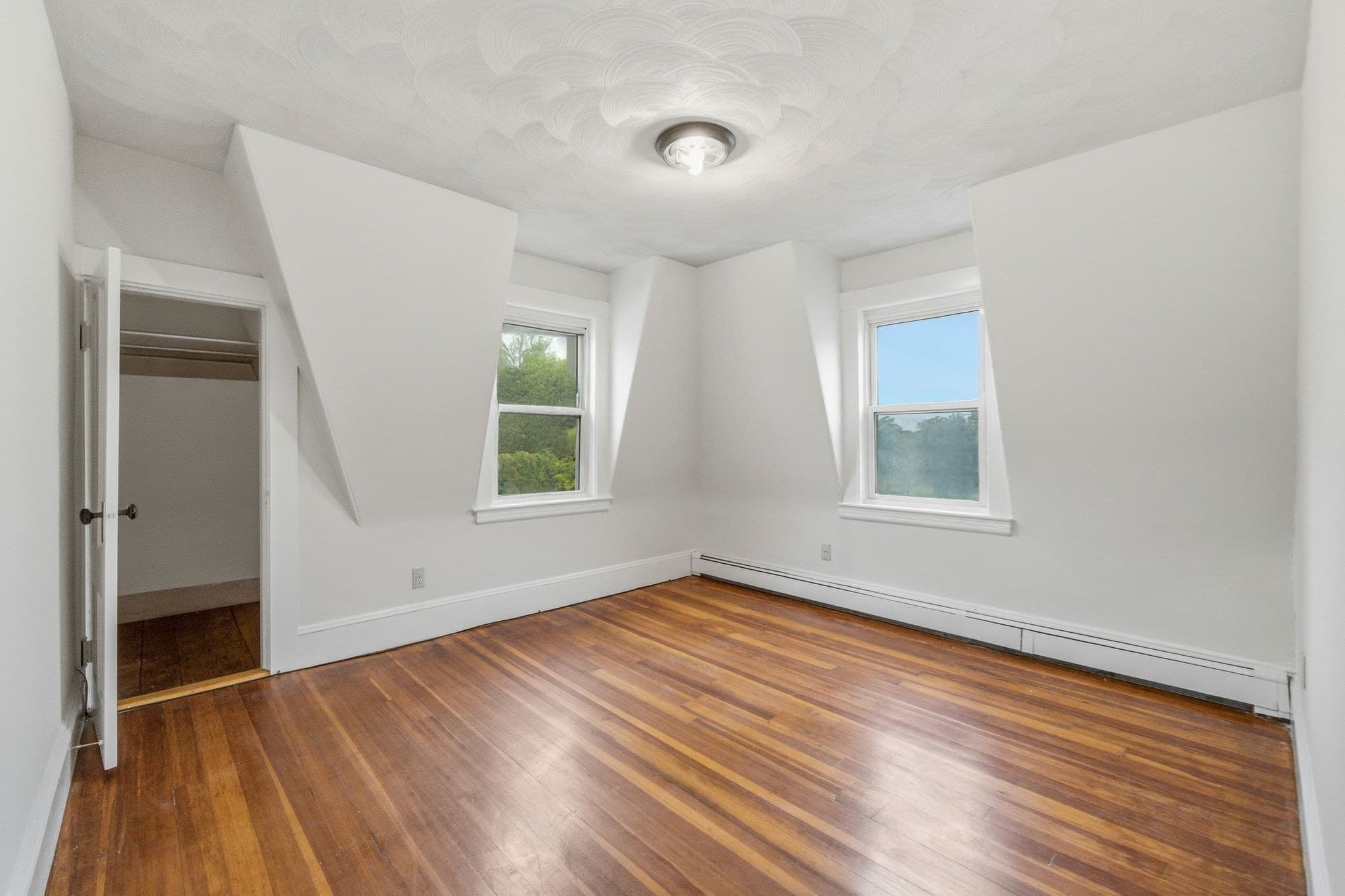 Single Family Residence at 405 Western Ave, Lynn MA 01904, Lynn, photo 13 of 31