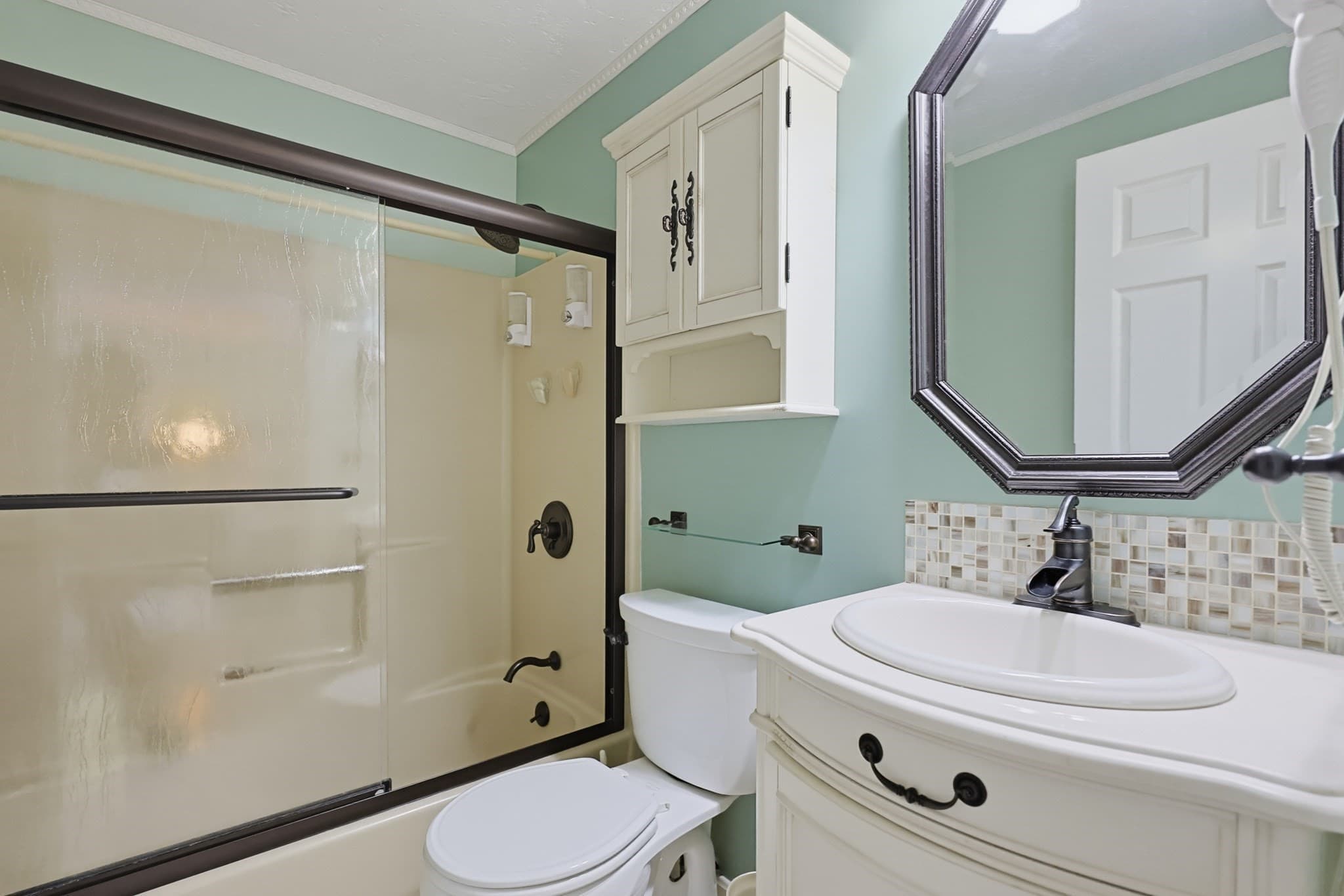Condominium at 35 Union Sq # 35, Randolph MA 02368, Randolph, photo 35 of 40