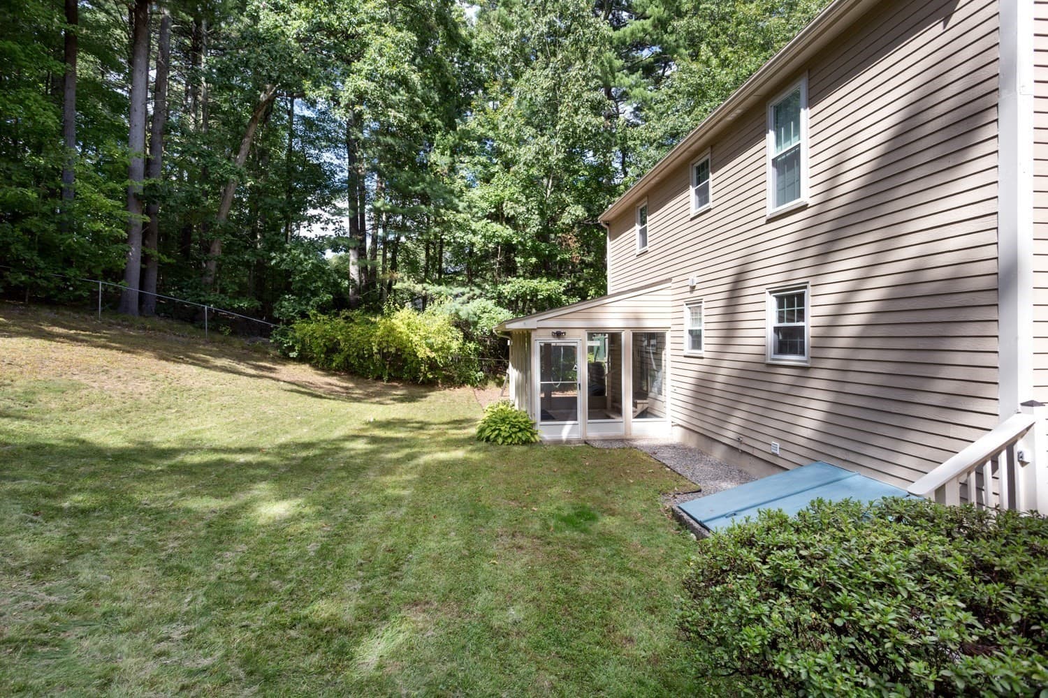 Single Family Residence at 98 Miller St, Franklin MA 02038, Franklin, photo 42 of 42