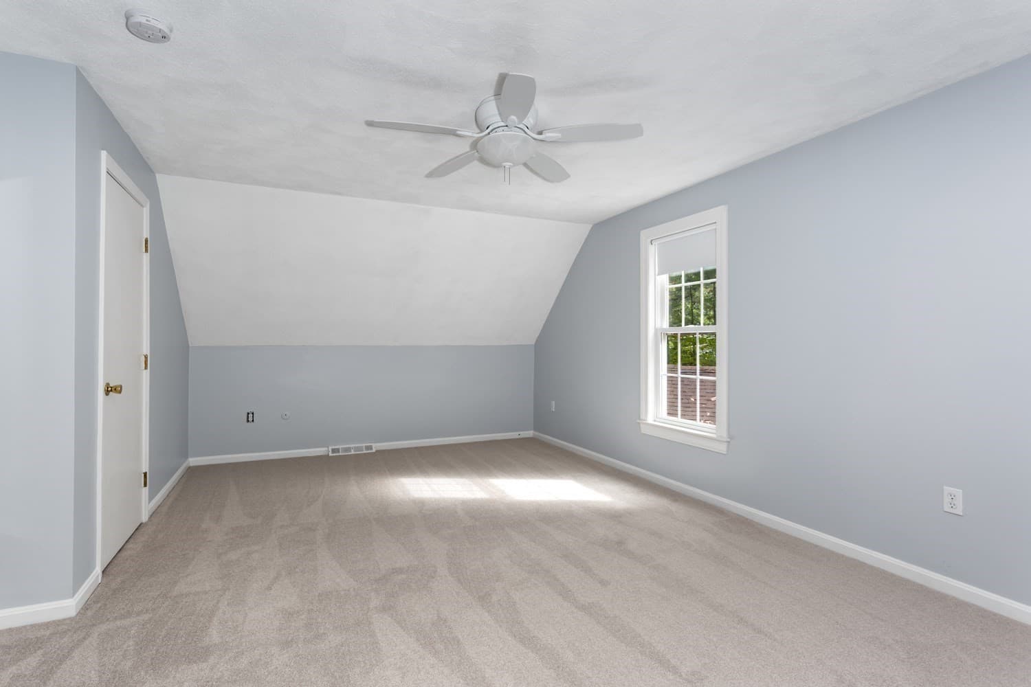 Single Family Residence at 98 Miller St, Franklin MA 02038, Franklin, photo 22 of 42