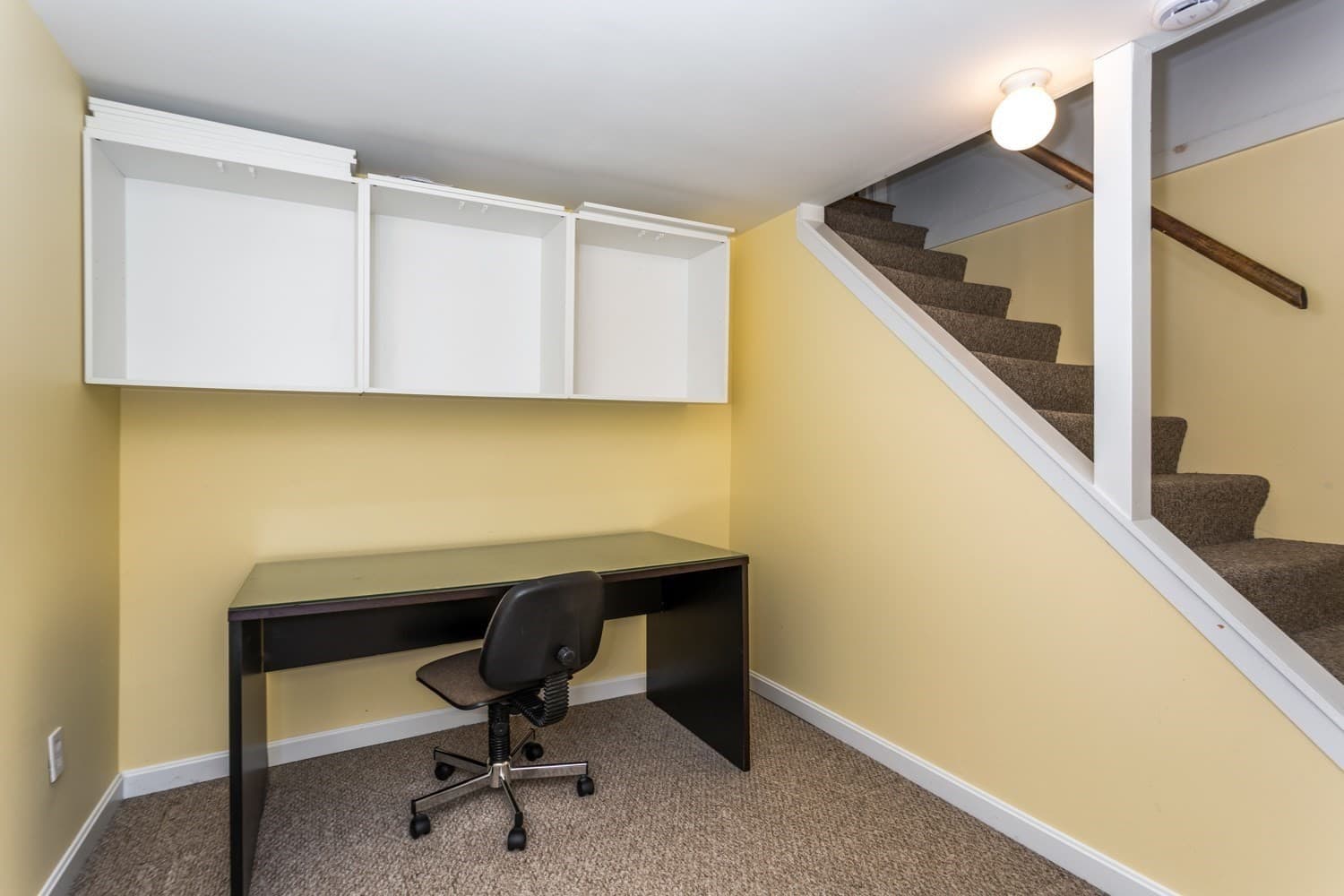 Single Family Residence at 98 Miller St, Franklin MA 02038, Franklin, photo 32 of 42