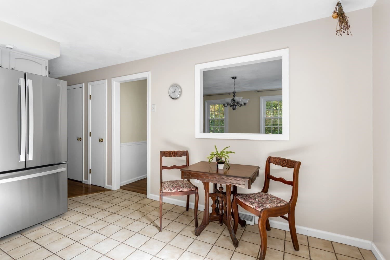 Single Family Residence at 98 Miller St, Franklin MA 02038, Franklin, photo 15 of 42