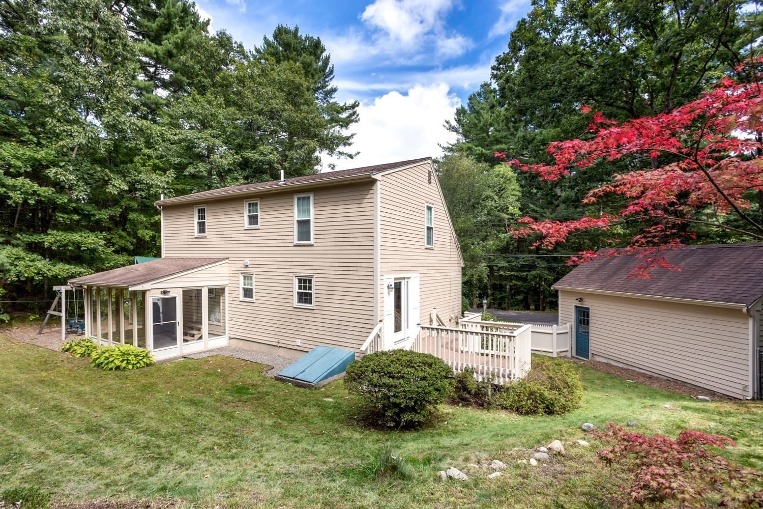 Single Family Residence at 98 Miller St, Franklin MA 02038, Franklin, photo 39 of 42