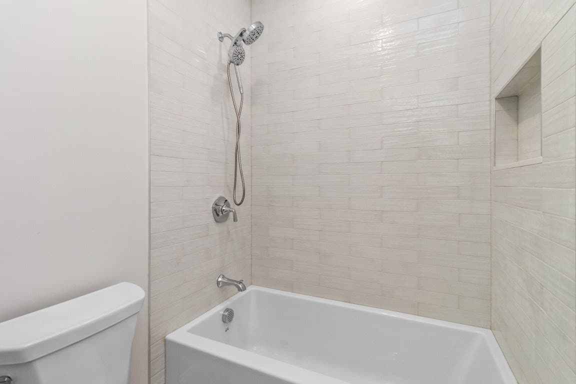 Condominium at 10 Central Ave # 10, Newton MA 02460, Newton, photo 23 of 39