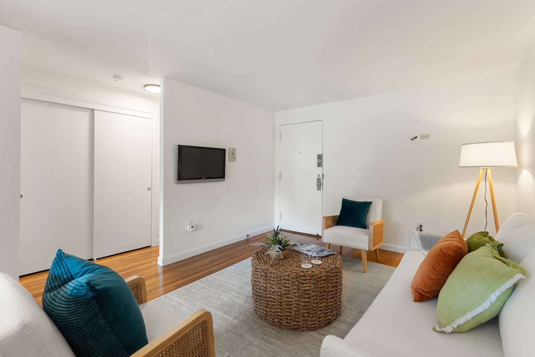 Condominium at 128 Pleasant St # 303, Arlington MA 02476, photo 4 of 29