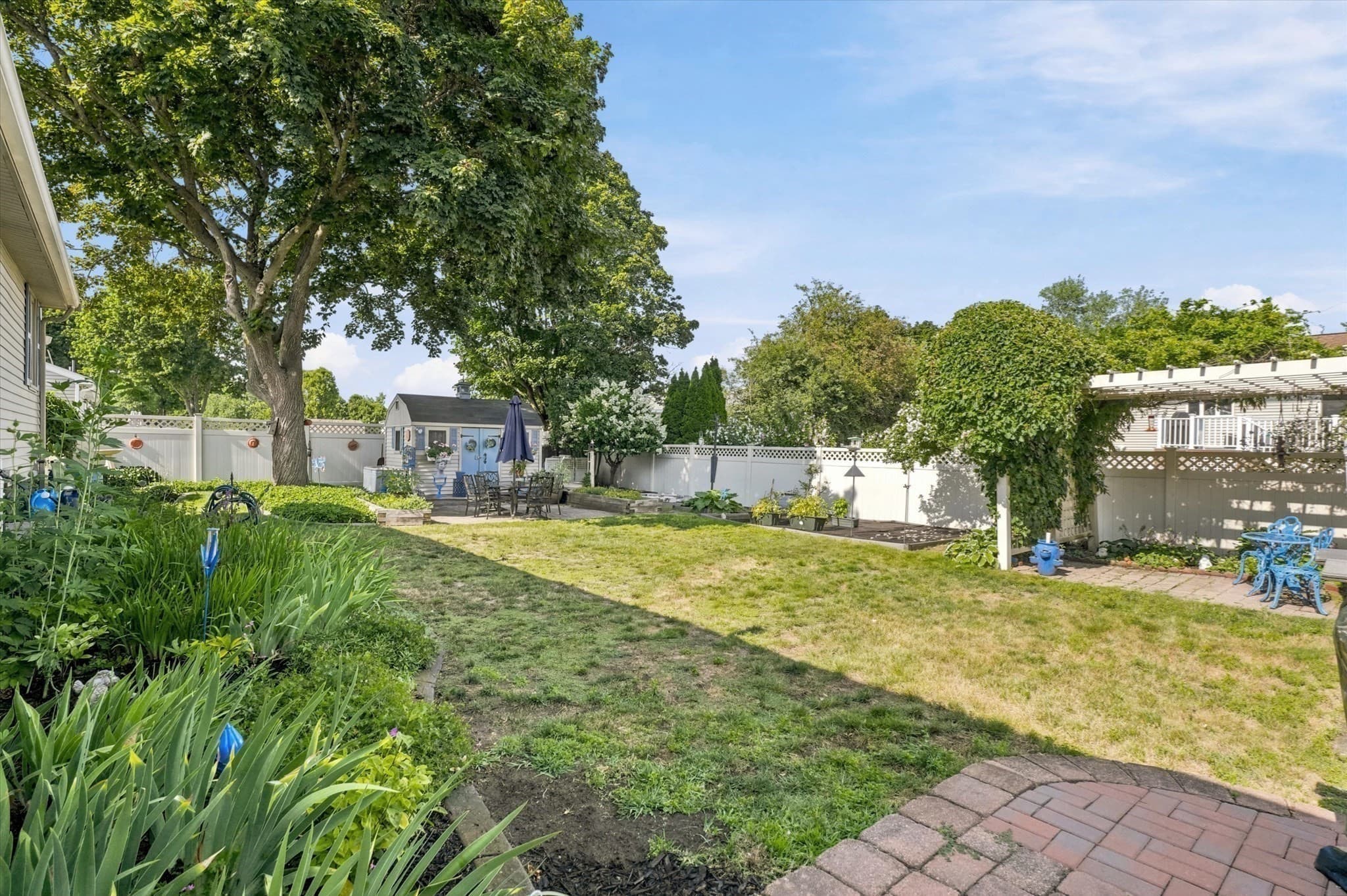 Single Family Residence at 1 Will Sawyer St, Peabody MA 01960, photo 32 of 41
