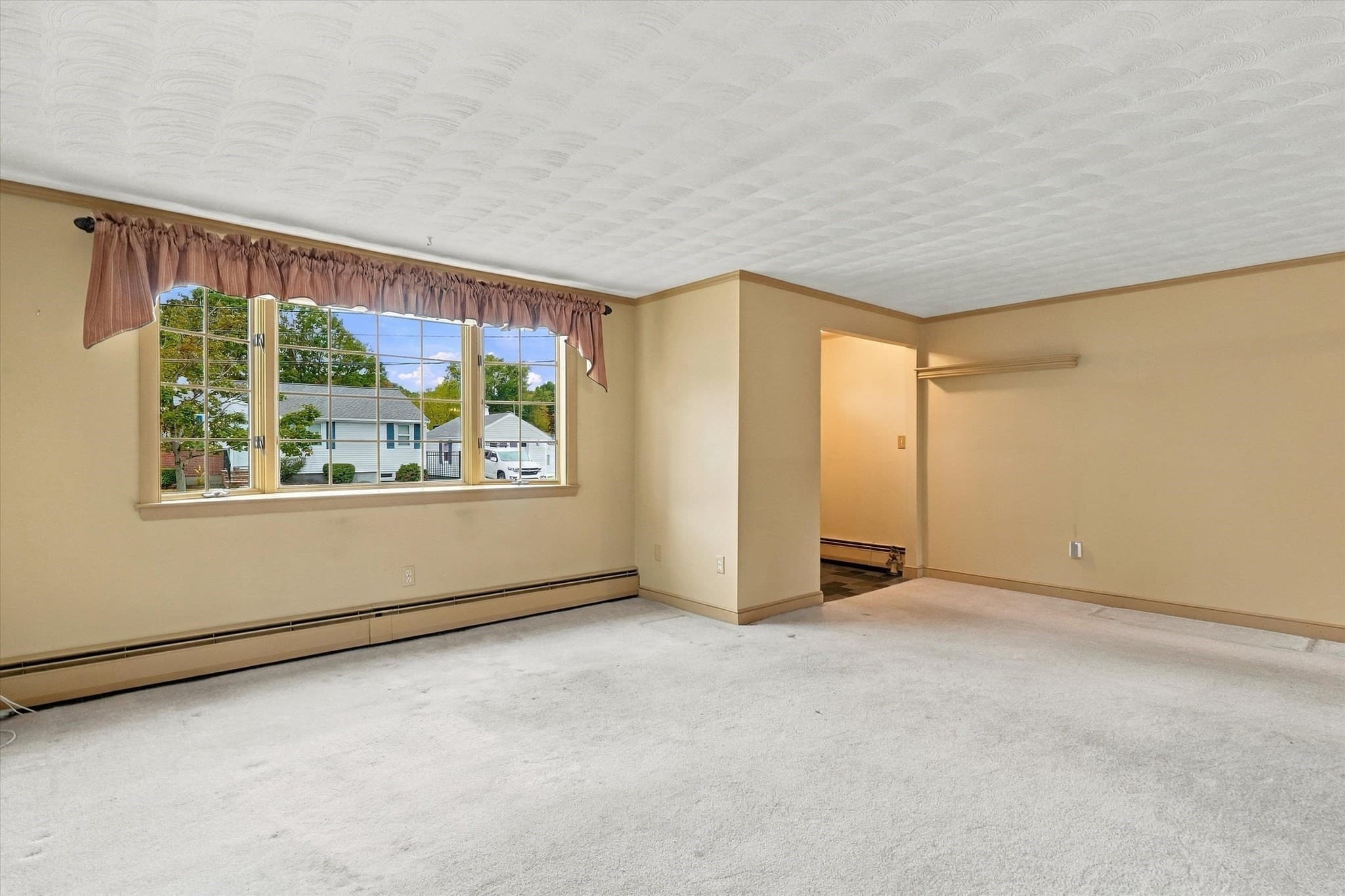 Single Family Residence at 1 Will Sawyer St, Peabody MA 01960, photo 15 of 41