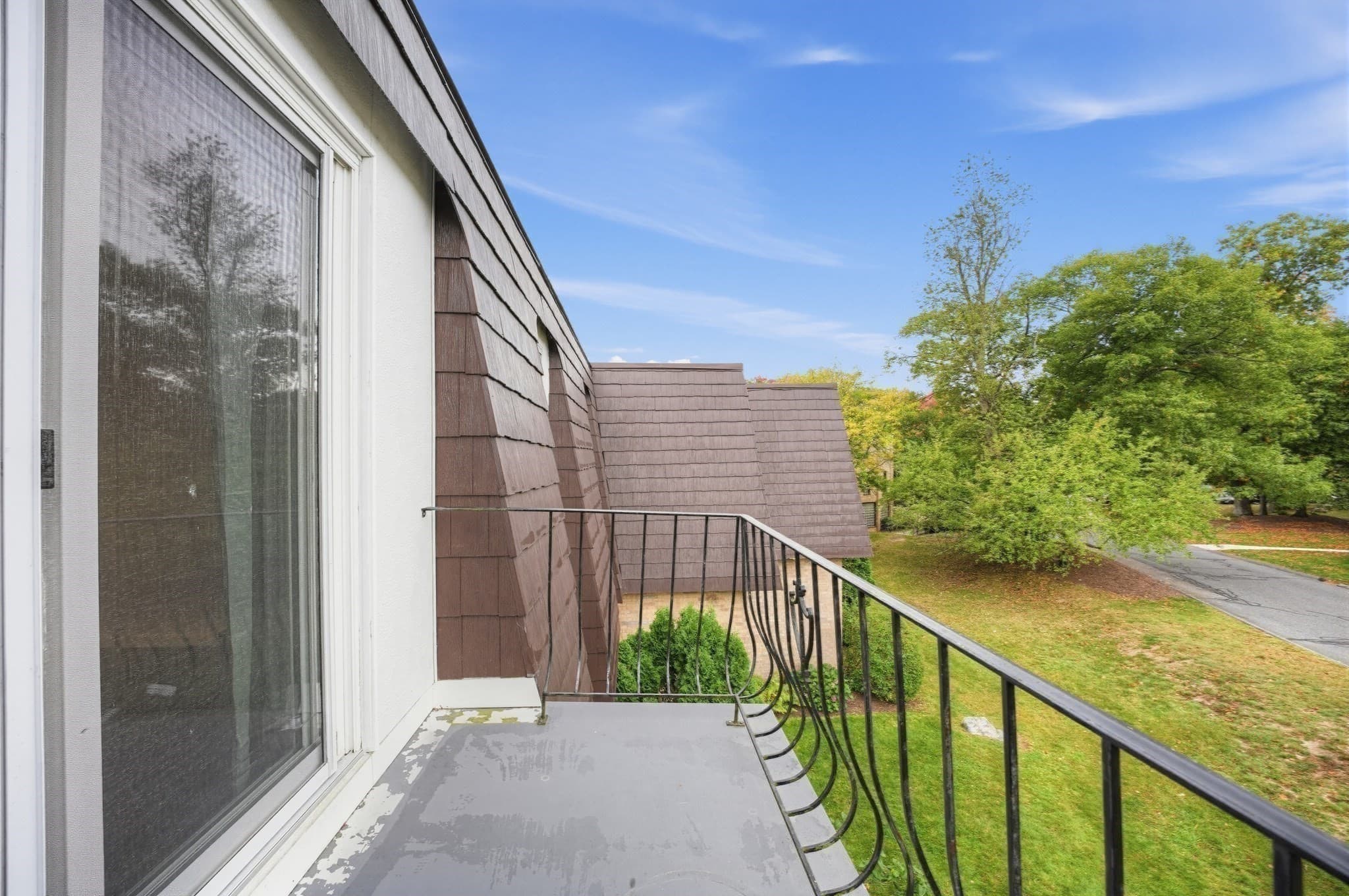 Condominium at 2 Shadowbrook # 51, Milford MA 01757, Milford, photo 17 of 25