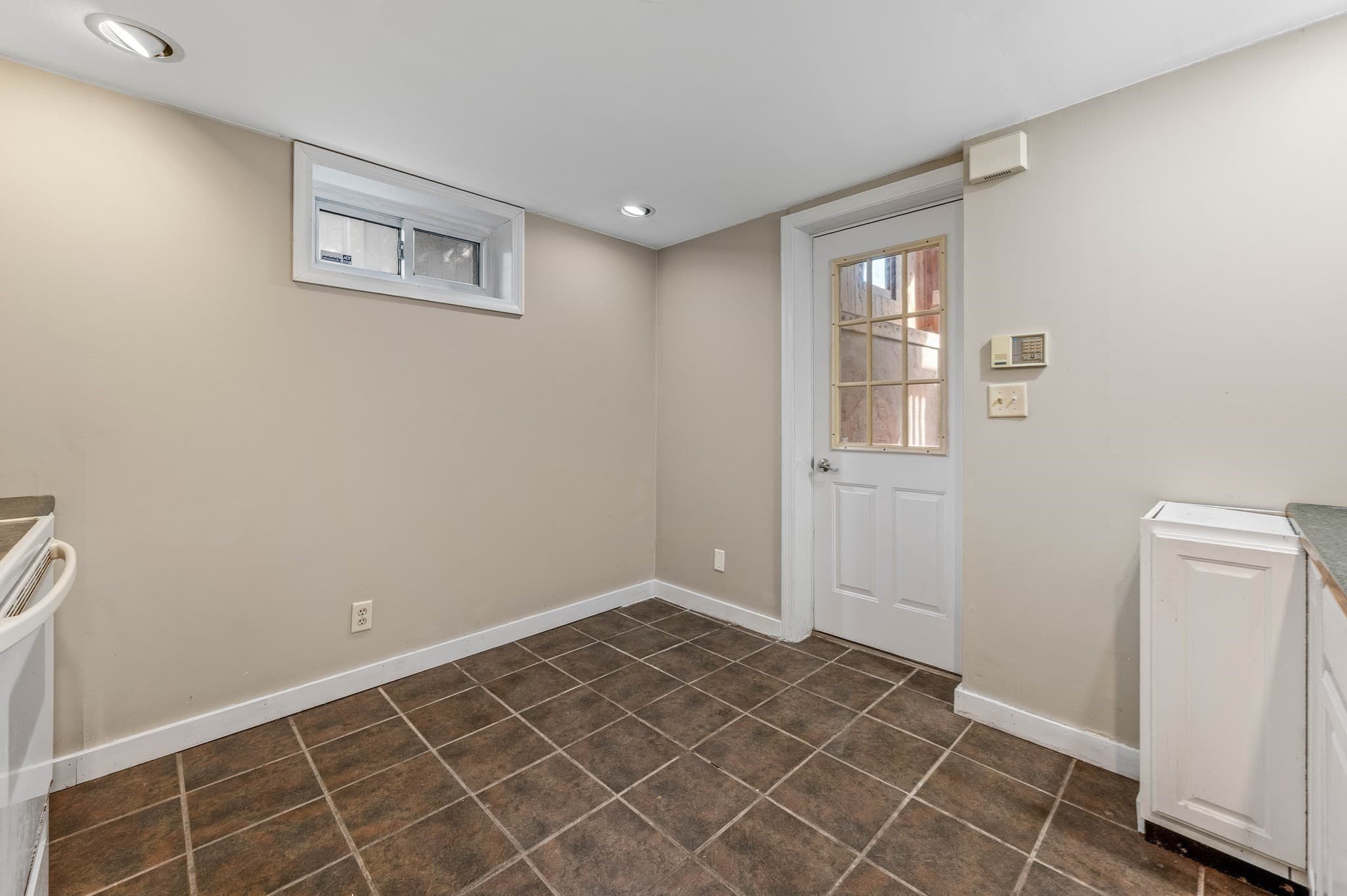 Single Family Residence at 15 Bryant Rd, Boston MA 02132, Boston, photo 33 of 42