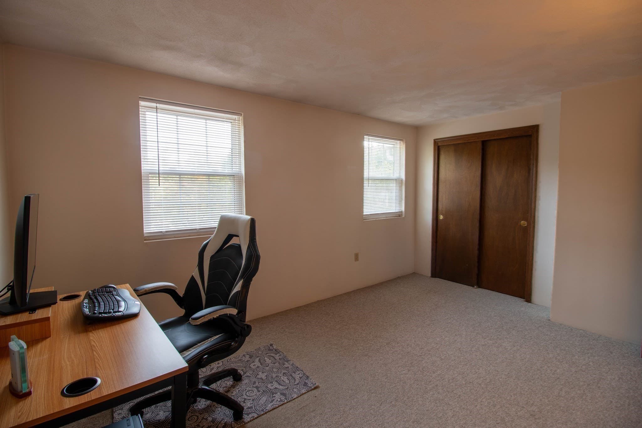 Condominium at 33 Sherburne Ave # 3, Tyngsborough MA 01879, Tyngsborough, photo 22 of 38