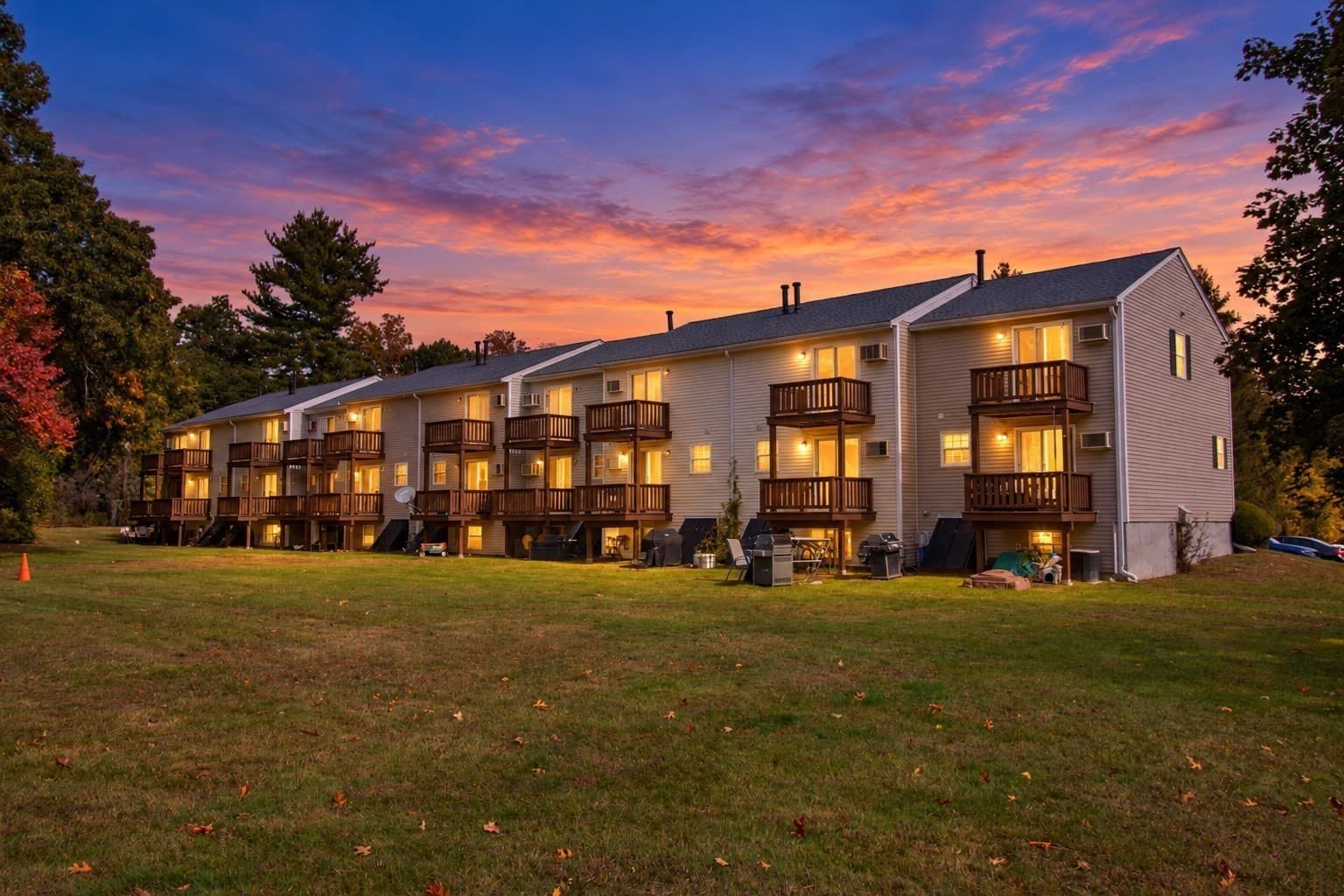 Condominium at 33 Sherburne Ave # 3, Tyngsborough MA 01879, Tyngsborough, photo 3 of 38