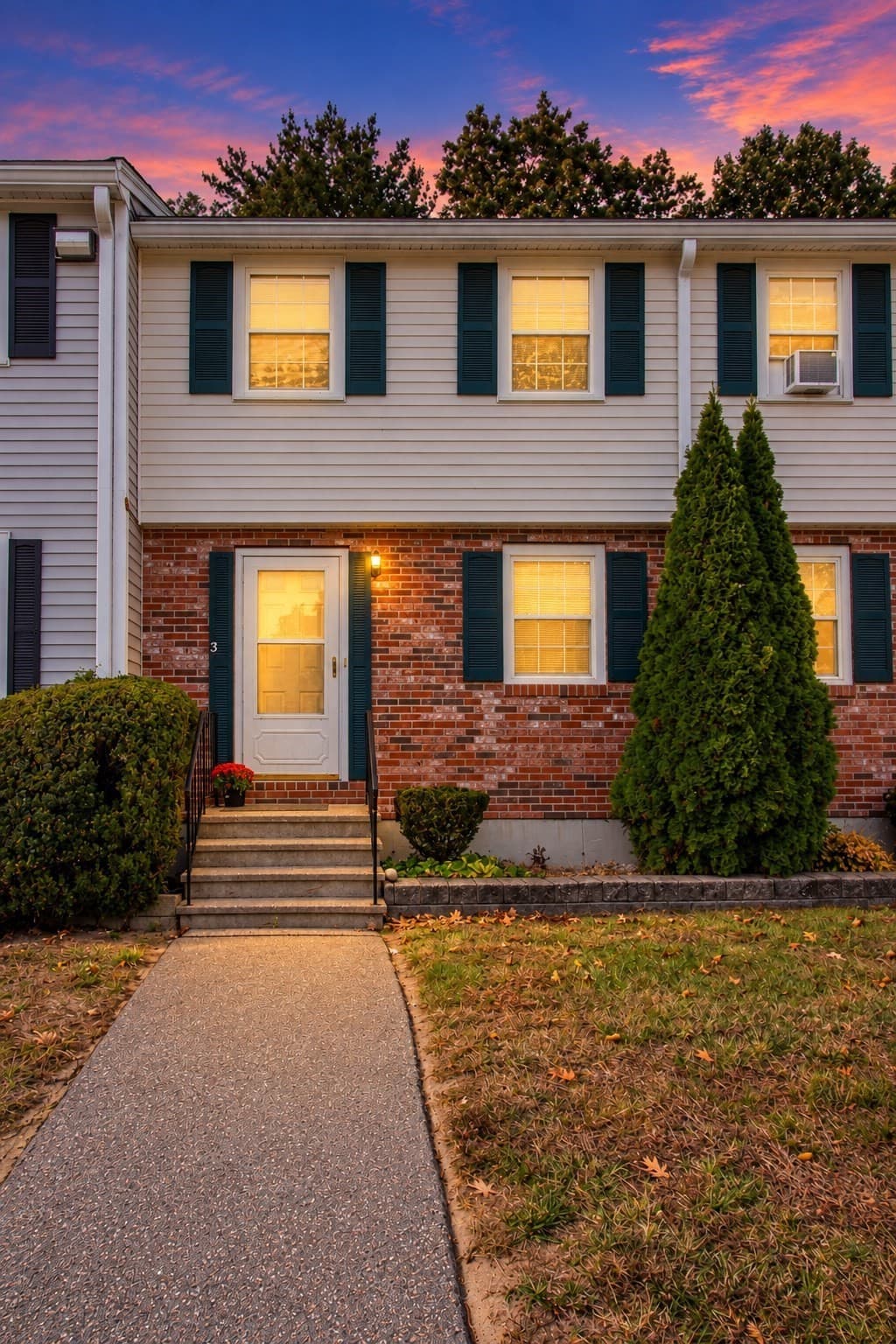 33 Sherburne Ave # 3, Tyngsborough MA 01879