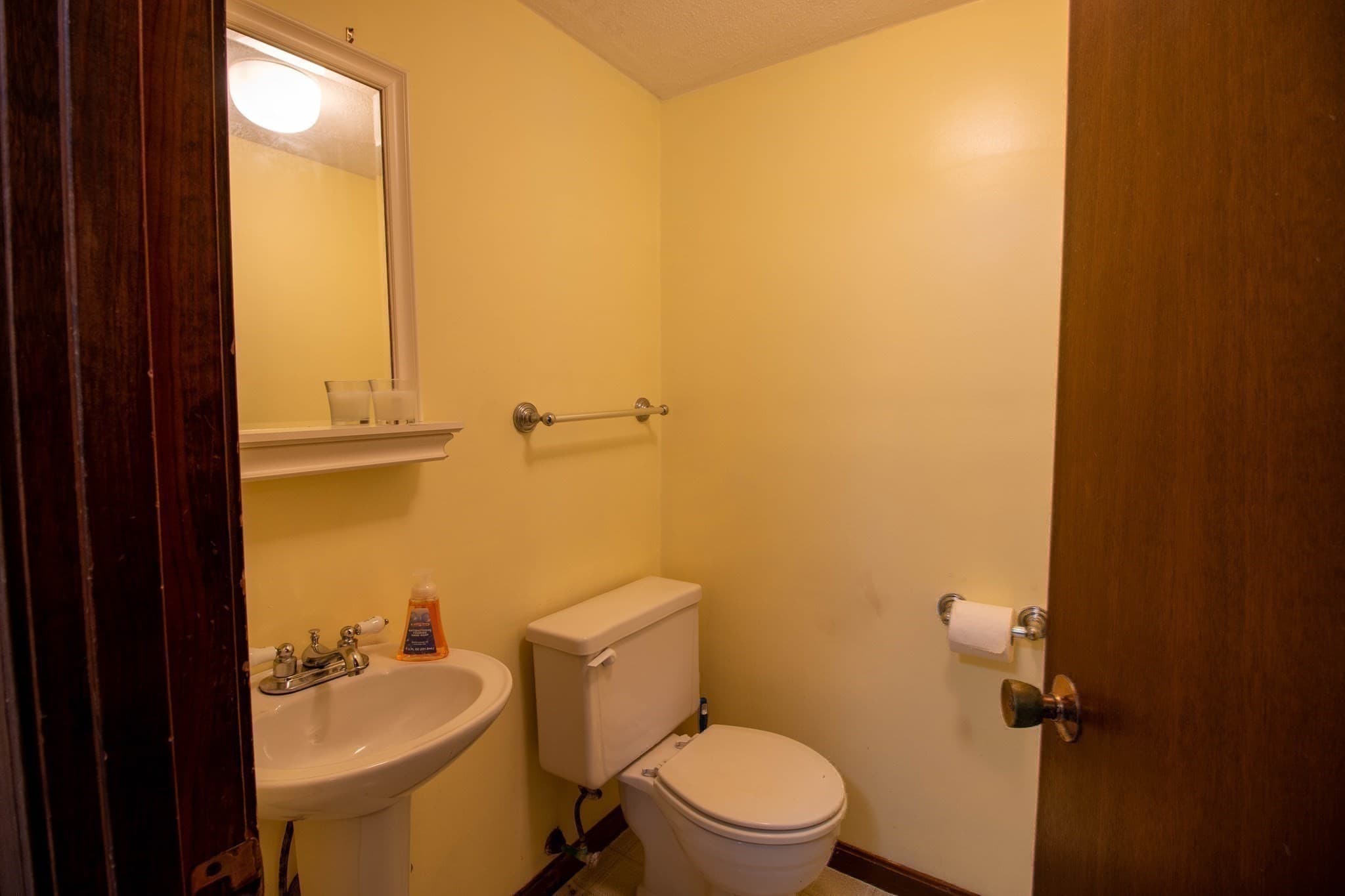 Condominium at 33 Sherburne Ave # 3, Tyngsborough MA 01879, Tyngsborough, photo 14 of 38