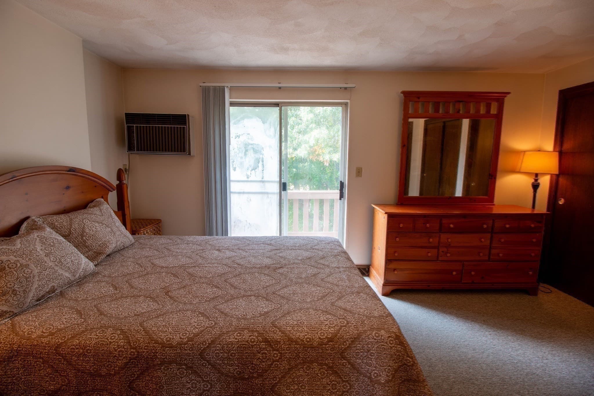 Condominium at 33 Sherburne Ave # 3, Tyngsborough MA 01879, Tyngsborough, photo 15 of 38