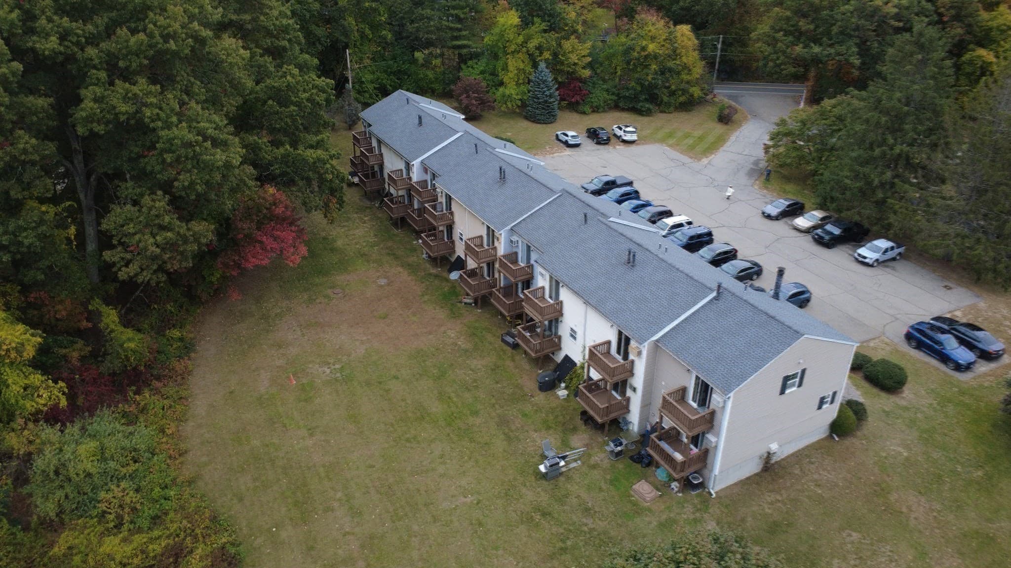 Condominium at 33 Sherburne Ave # 3, Tyngsborough MA 01879, Tyngsborough, photo 29 of 38