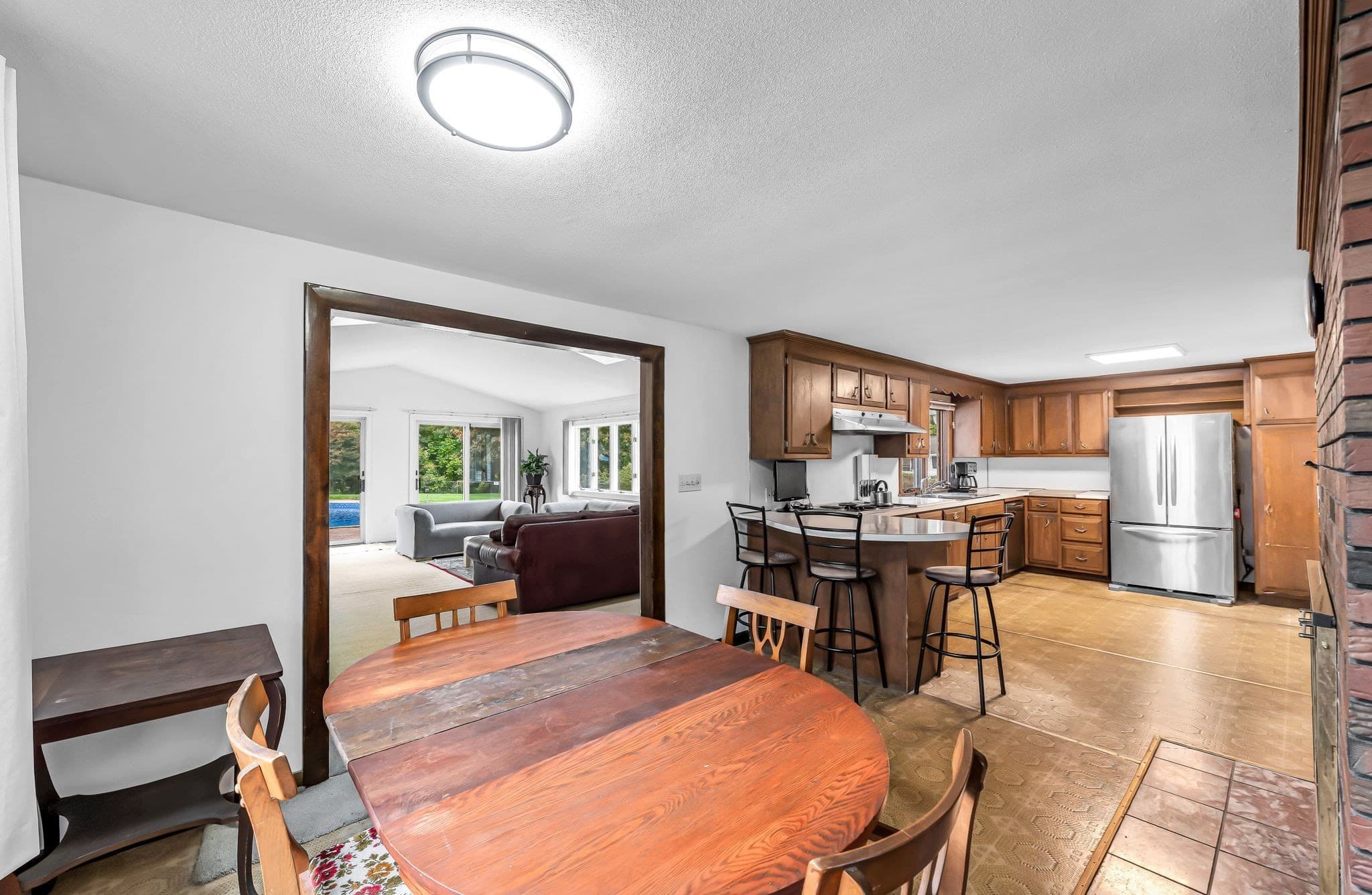 Single Family Residence at 5 Nora St, Chicopee MA 01013, photo 6 of 40