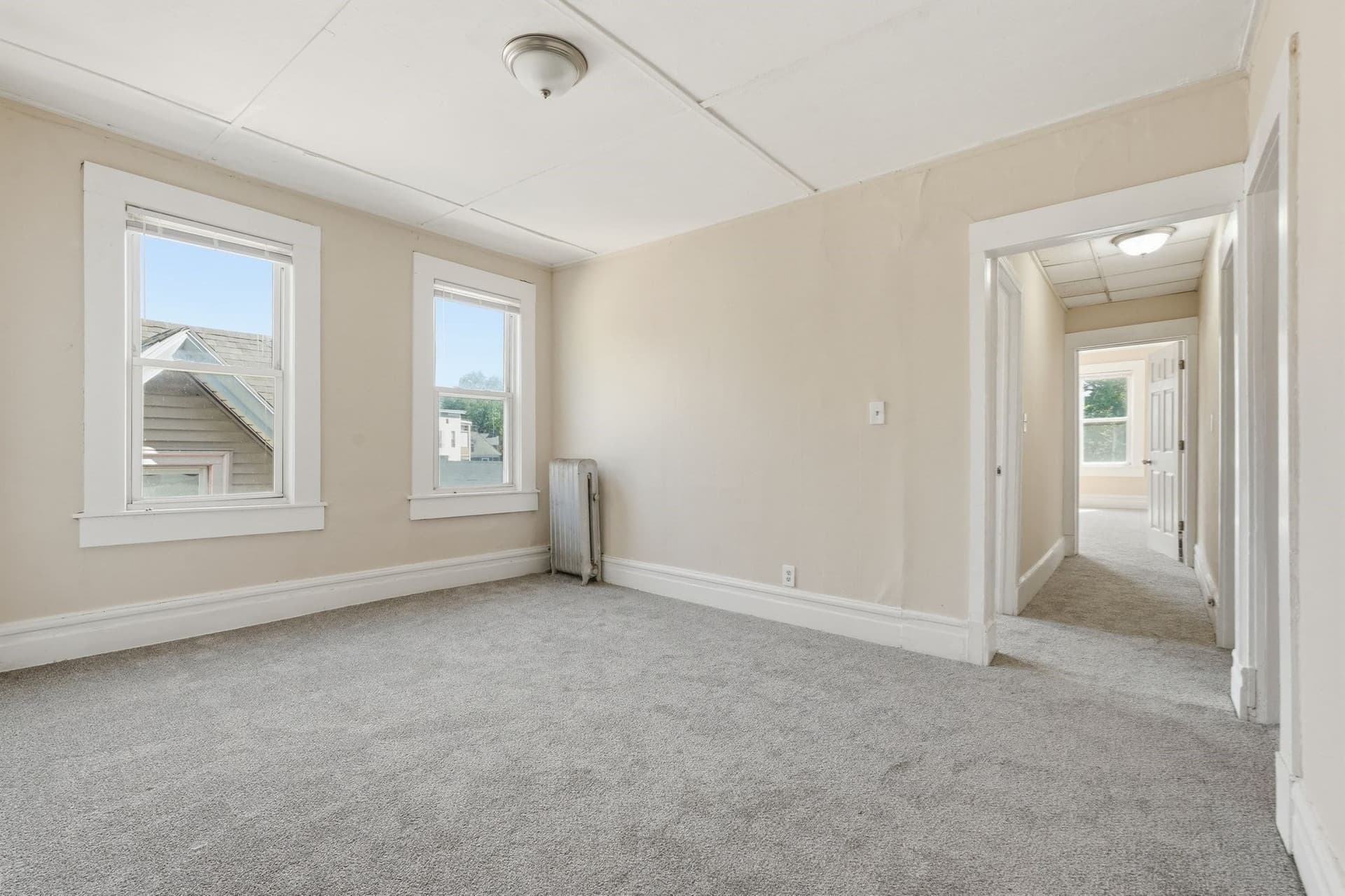 Apartment at 285 Belmont Ave # 3R, Springfield MA 01108, photo 5 of 18