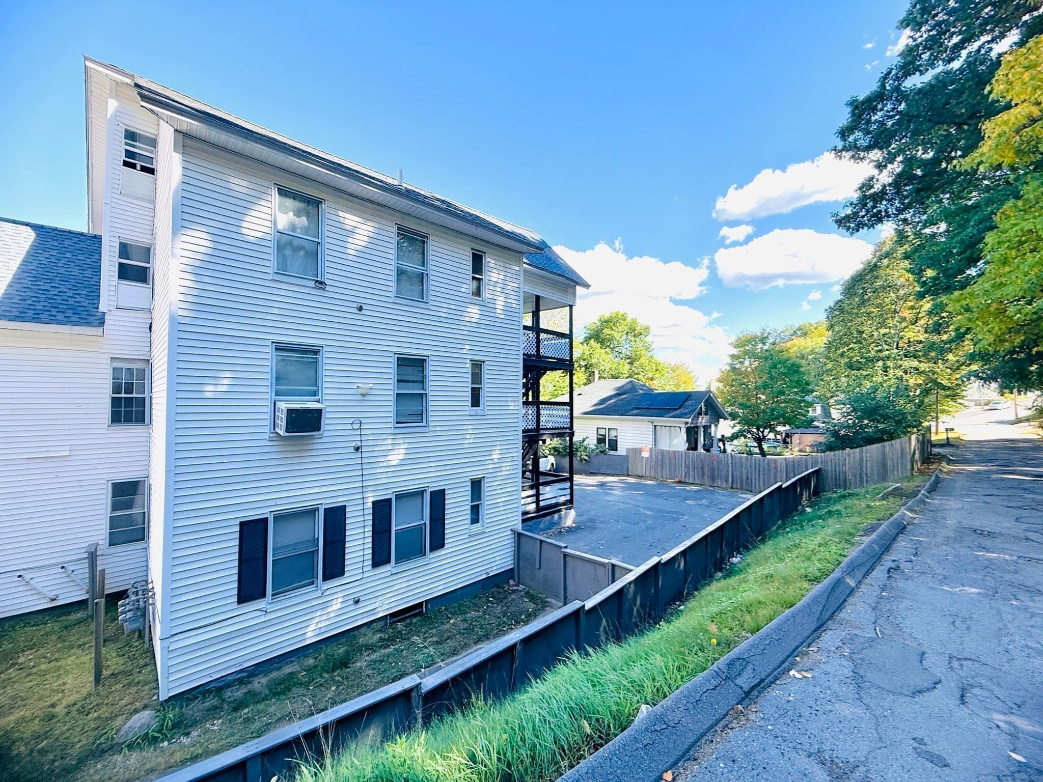 3 Family at 12 Foster St, Fitchburg MA 01420, Fitchburg, photo 6 of 10