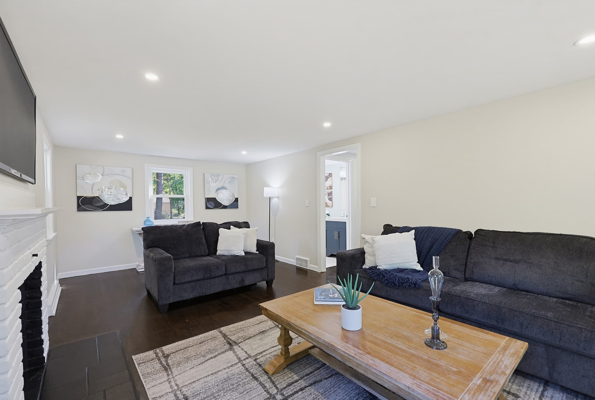 Single Family Residence at 127 Crescent Pl, Hanson MA 02341, photo 13 of 40