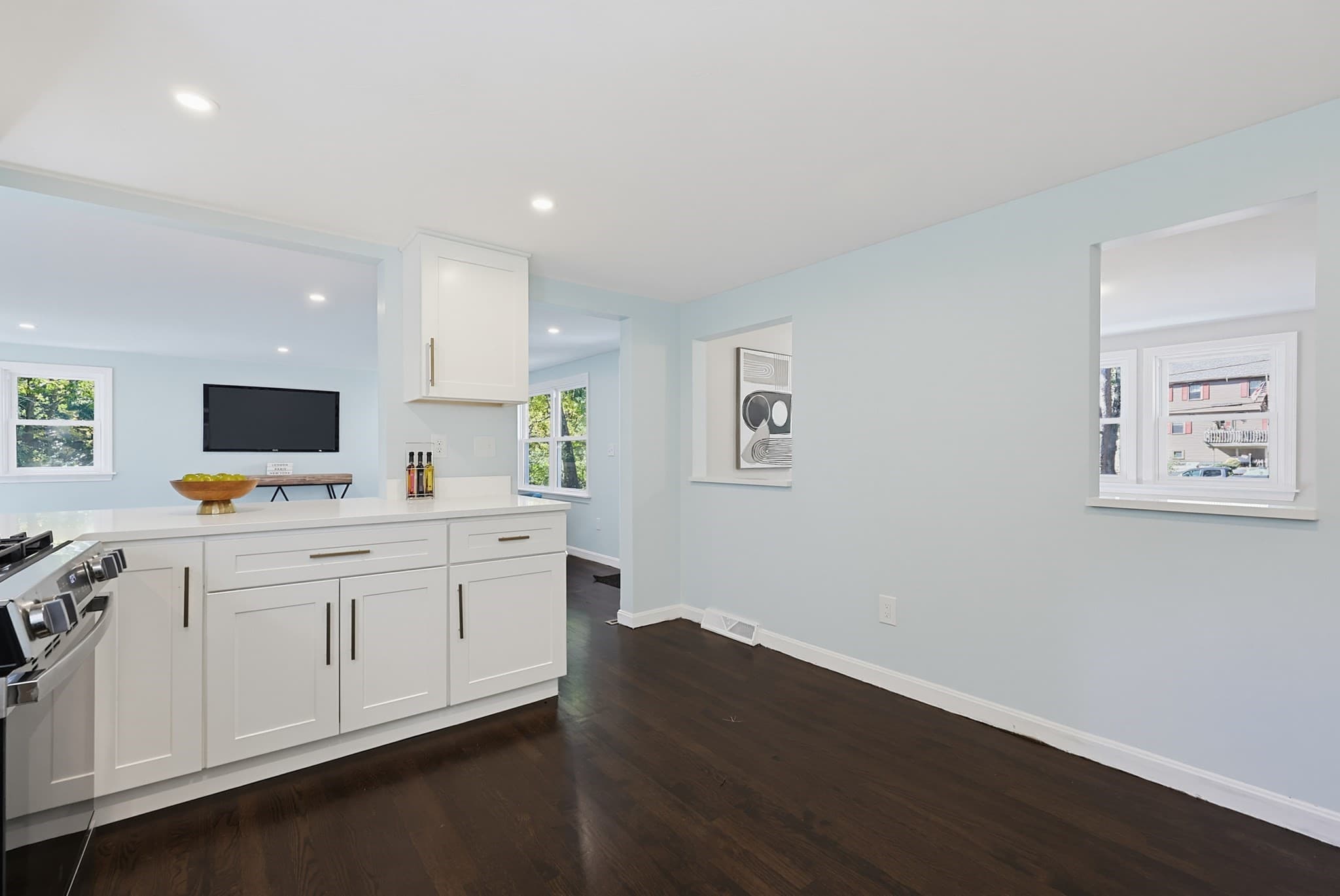 Single Family Residence at 127 Crescent Pl, Hanson MA 02341, photo 8 of 40