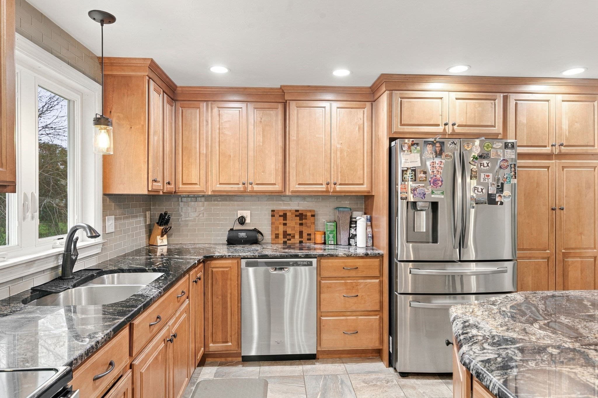 Single Family Residence at 6 Clover Hill Road, Sutton MA 01590, Sutton, photo 9 of 42