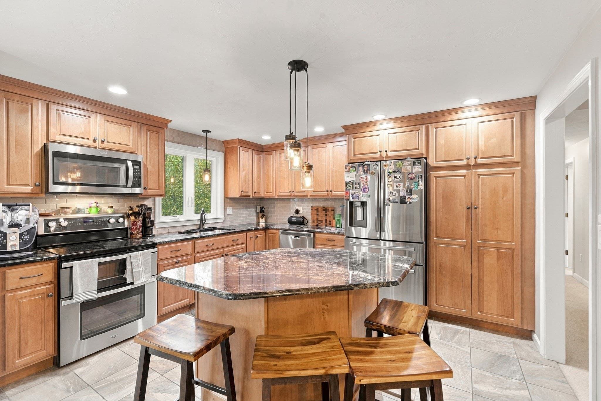 Single Family Residence at 6 Clover Hill Road, Sutton MA 01590, Sutton, photo 10 of 42