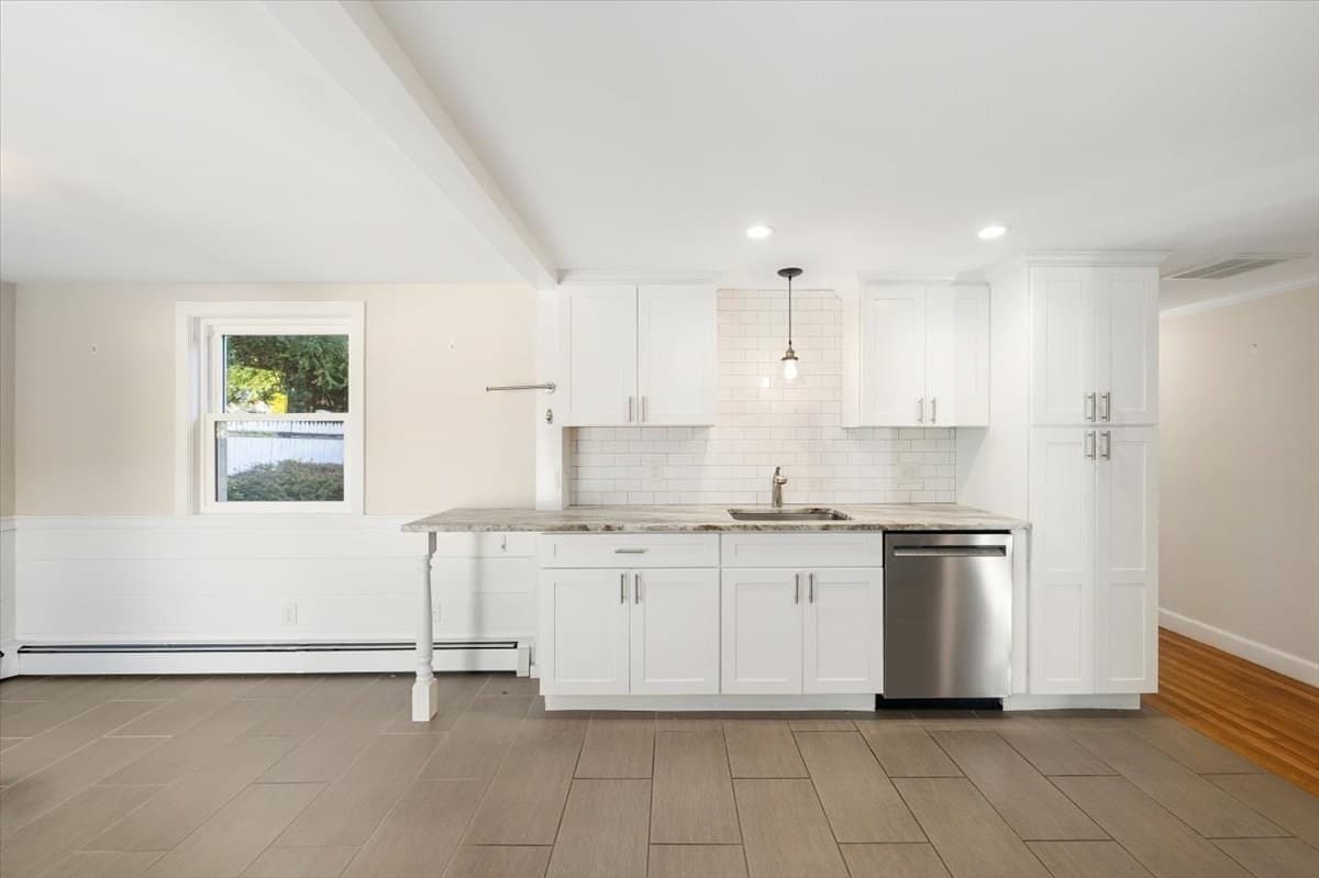 Single Family Residence at 78 Salem End Lane, Framingham MA 01702, Framingham, photo 6 of 26