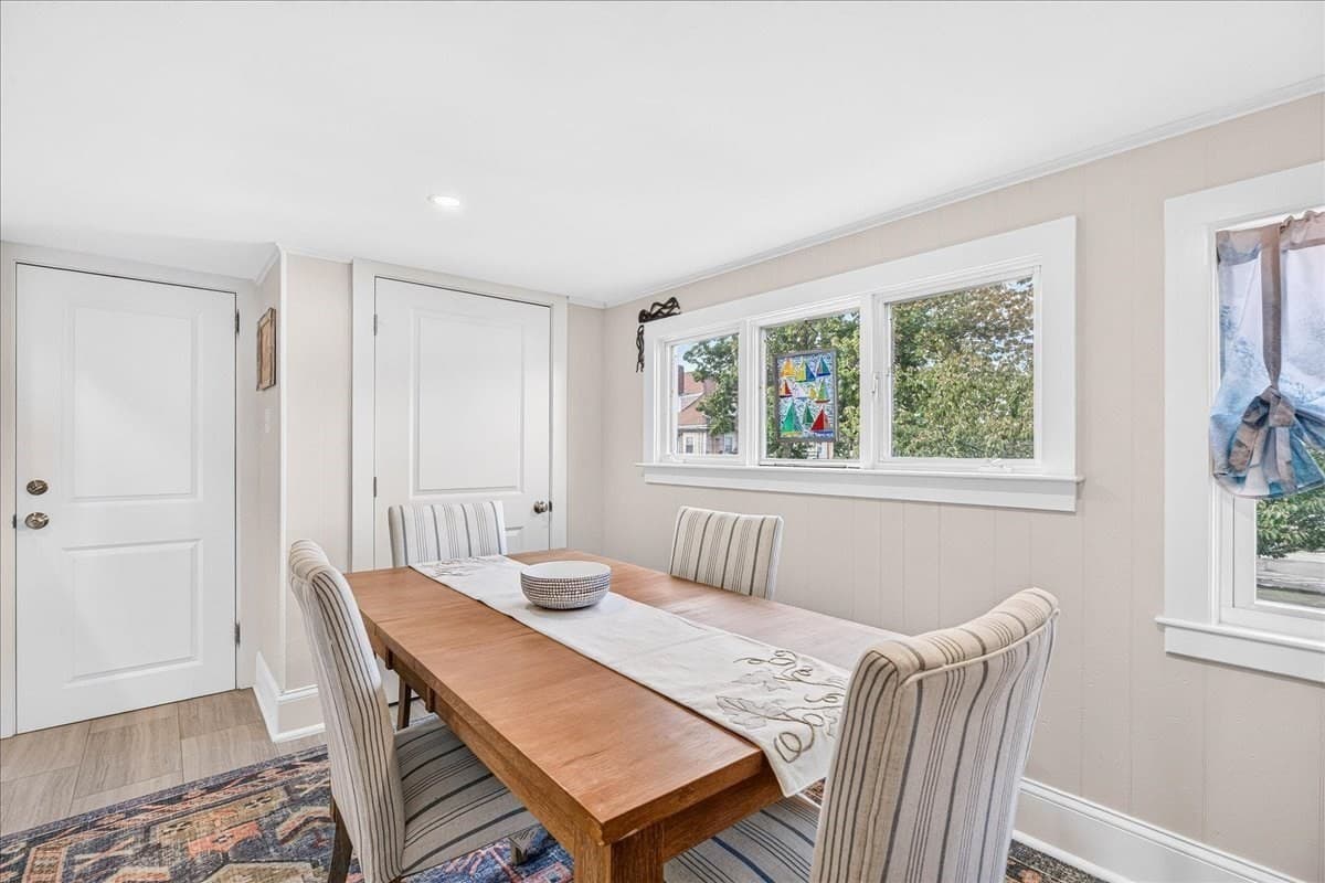 Condominium at 4 Atlantic St # 4, Plymouth MA 02360, Plymouth, photo 13 of 33