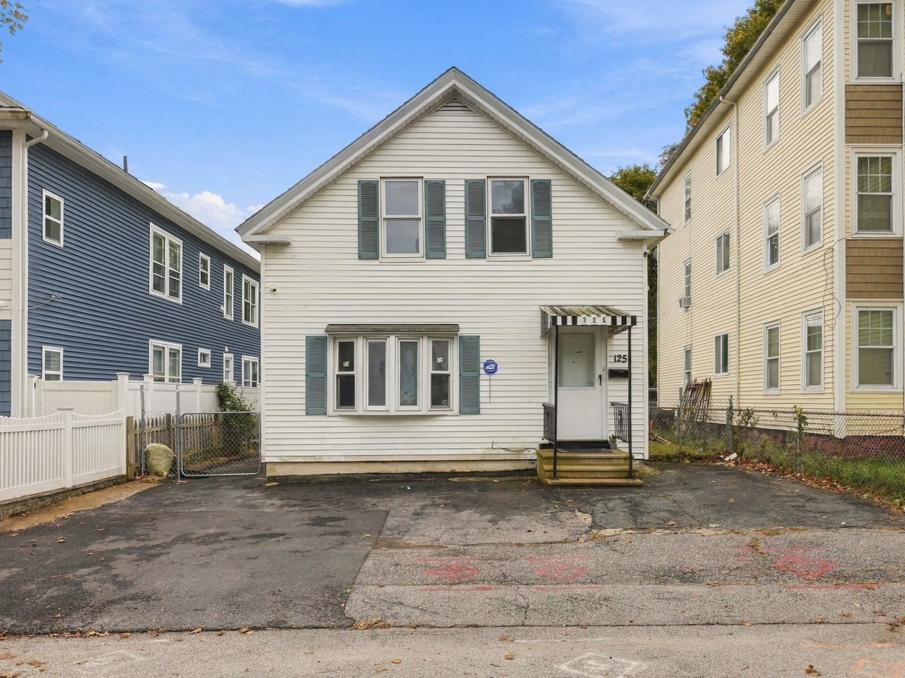 125 Maywood St, Worcester MA 01603