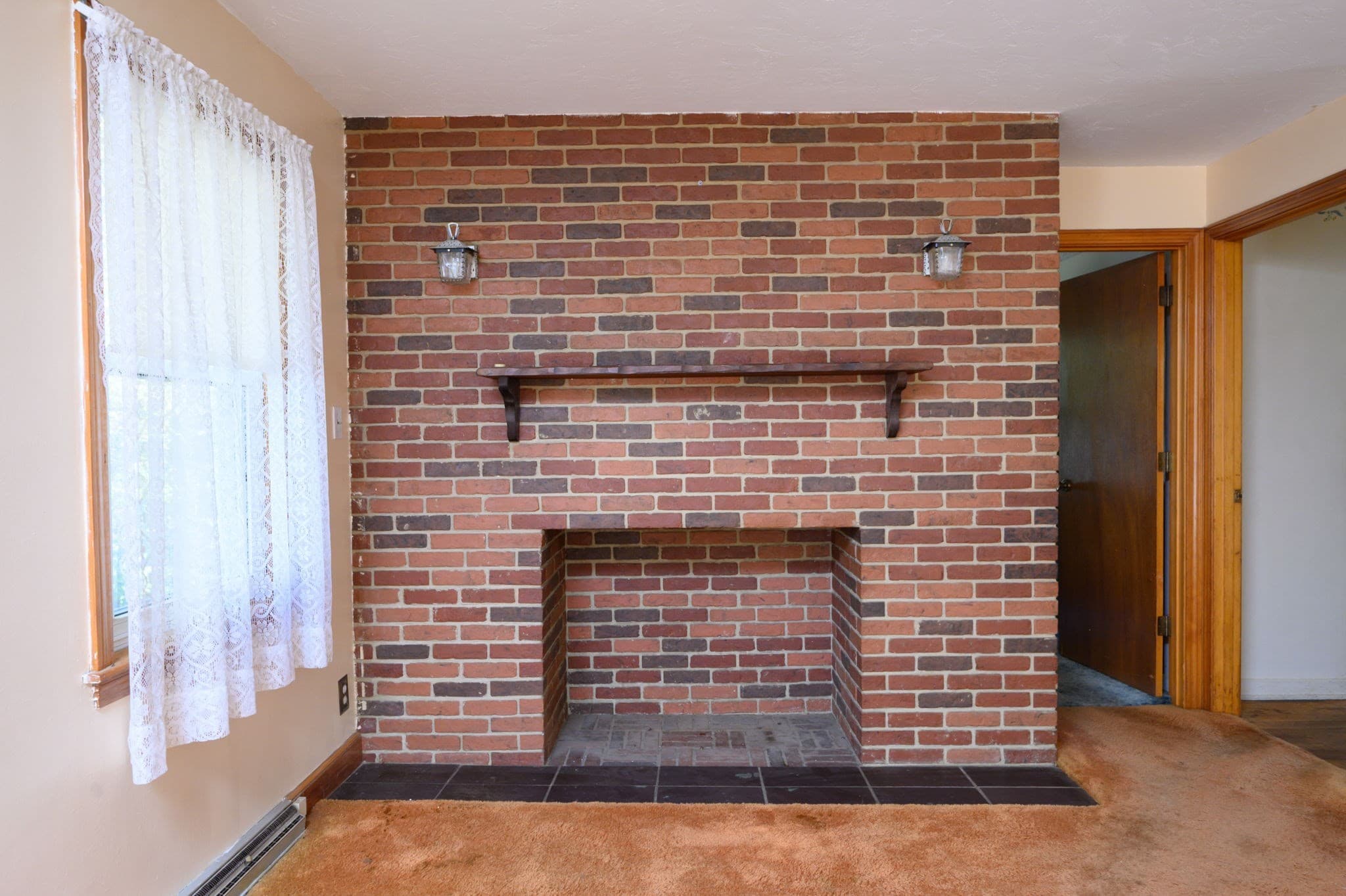Single Family Residence at 13 Hemlock Rd, Hingham MA 02043, Hingham, photo 4 of 33