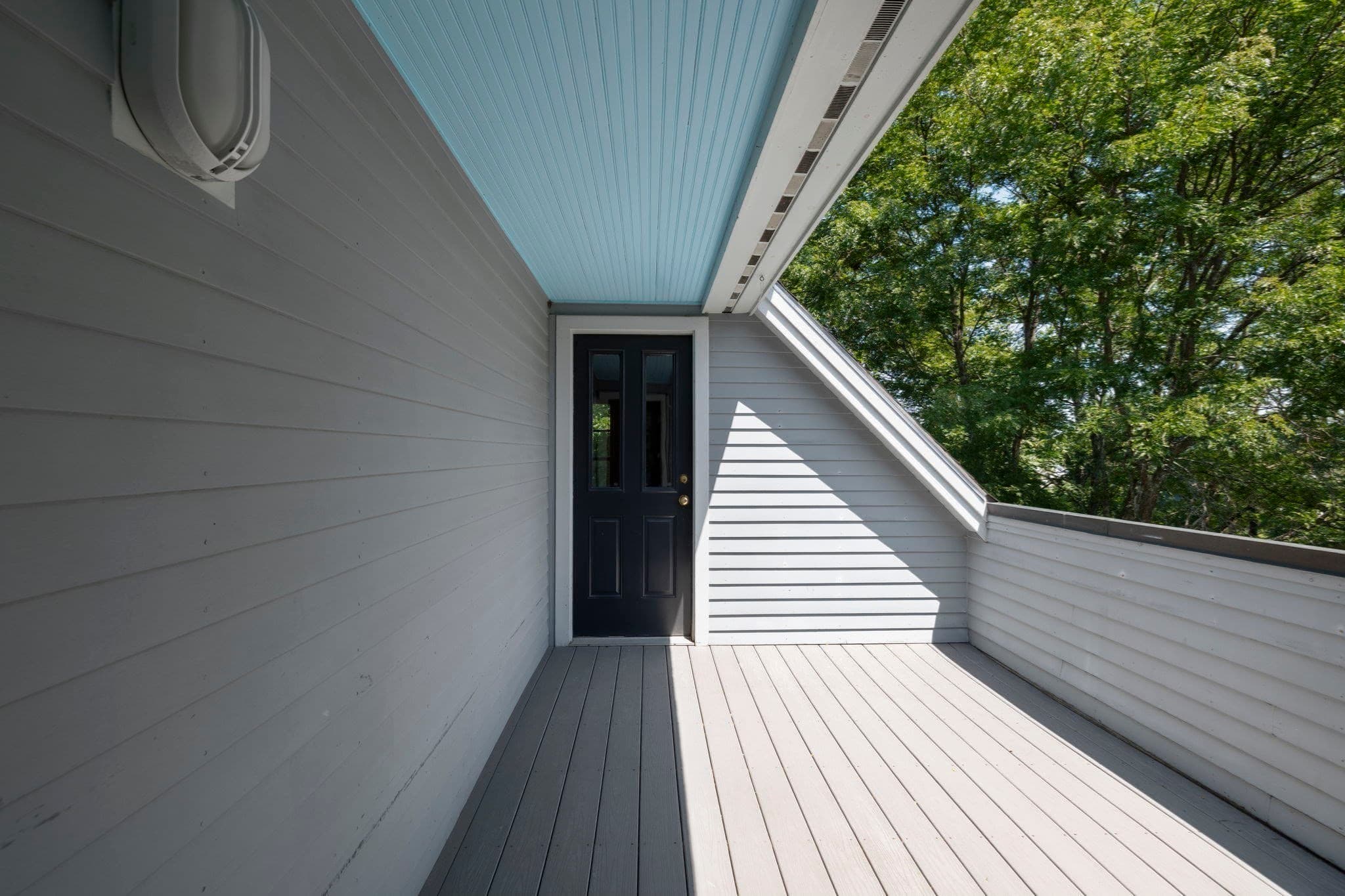 Condominium at 19 Russell Pl # 19, Arlington MA 02474, Arlington, photo 13 of 16