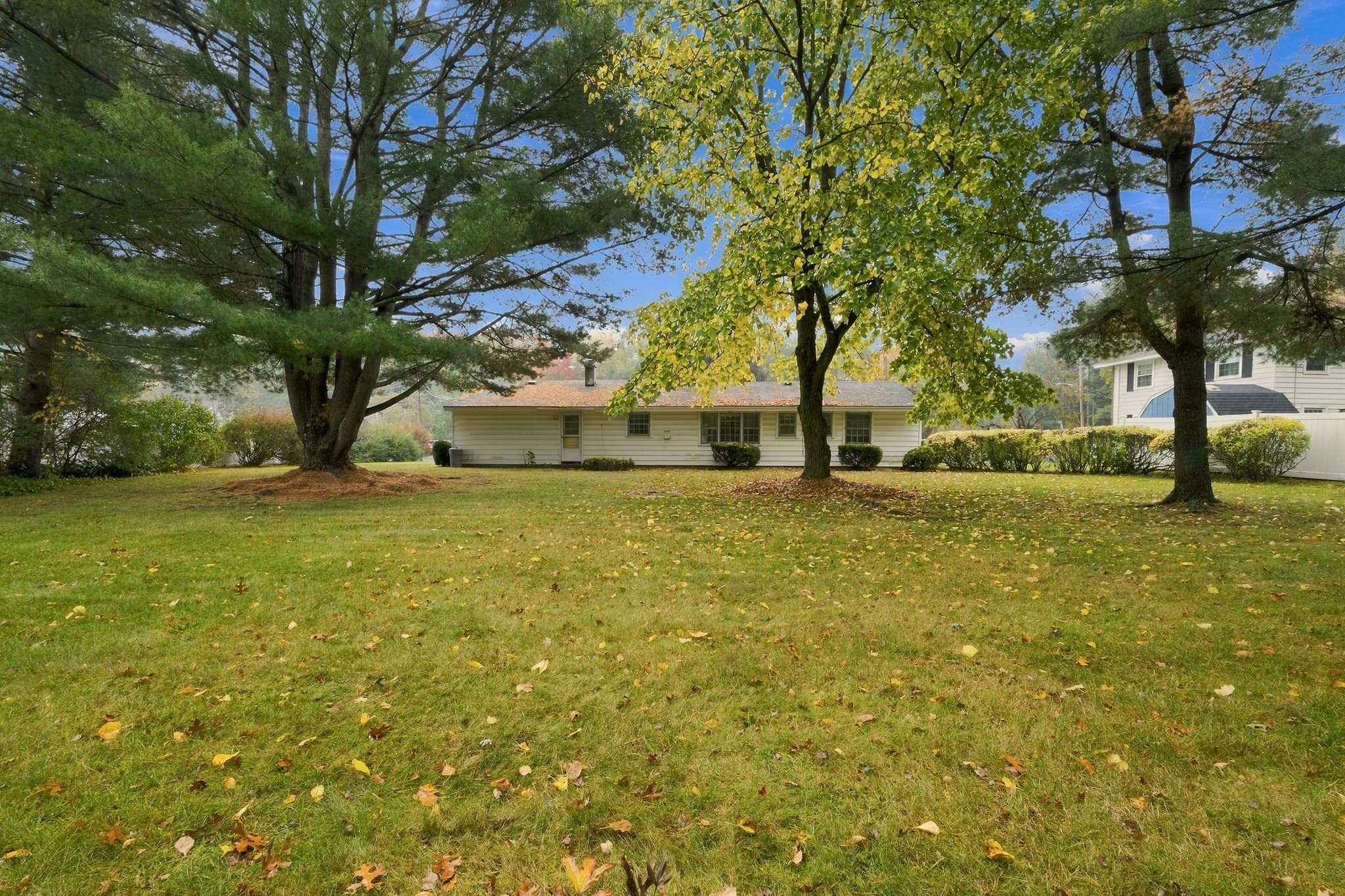 Single Family Residence at 8 Trinity St, Danvers MA 01923, photo 12 of 36