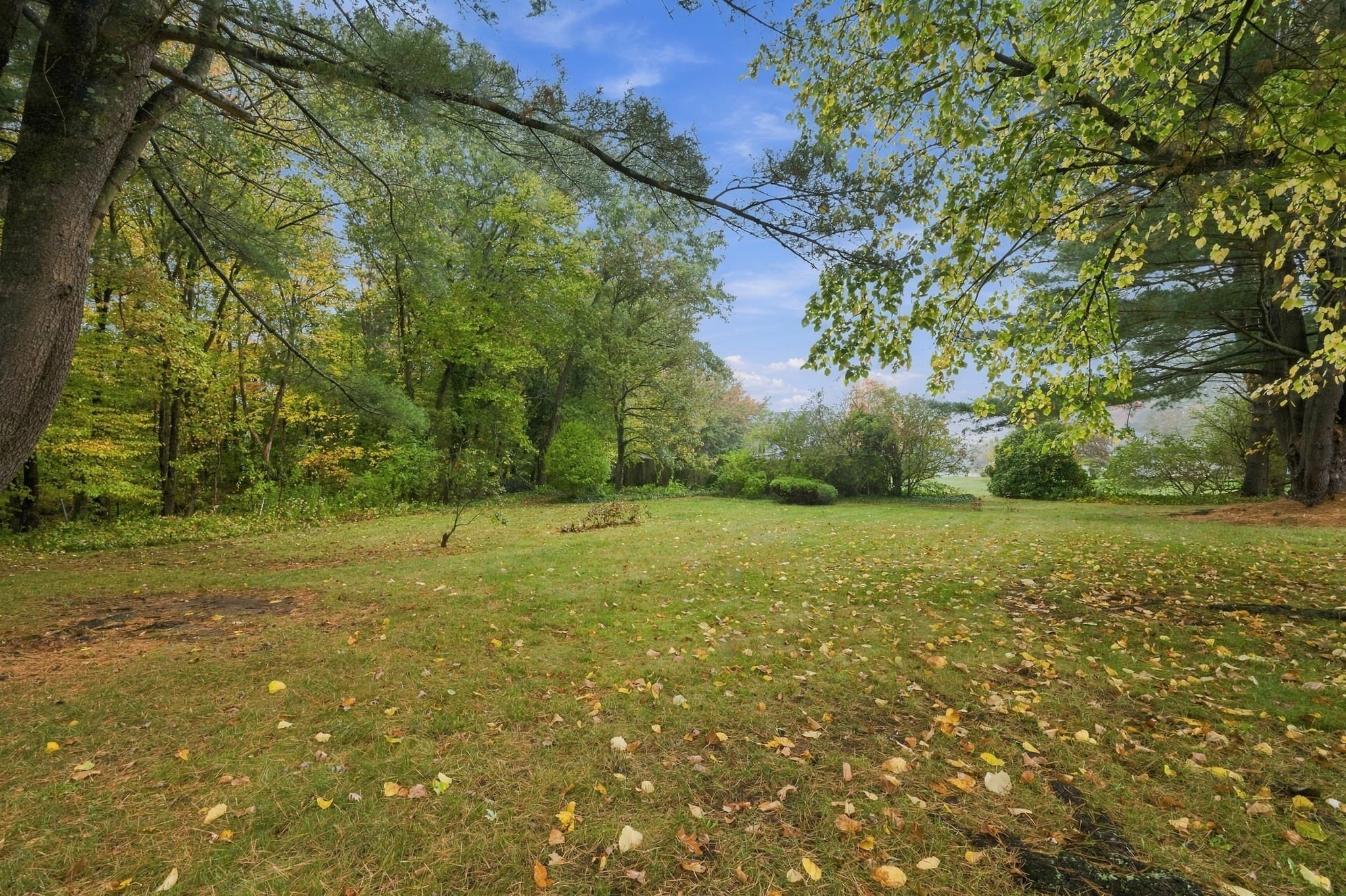 Single Family Residence at 8 Trinity St, Danvers MA 01923, photo 11 of 36