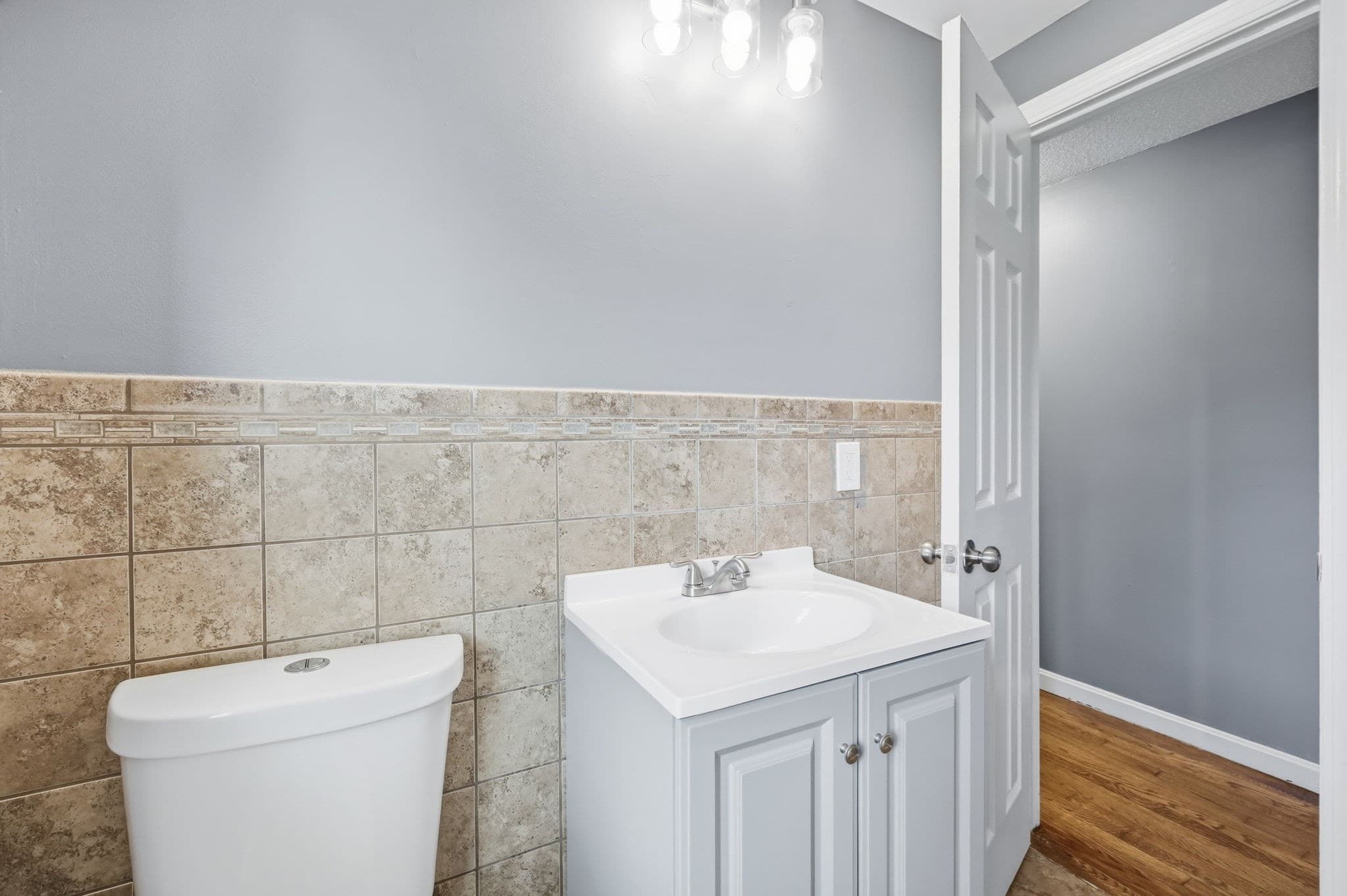 Single Family Residence at 93 Balboa Dr, Springfield MA 01119, Springfield, photo 13 of 27