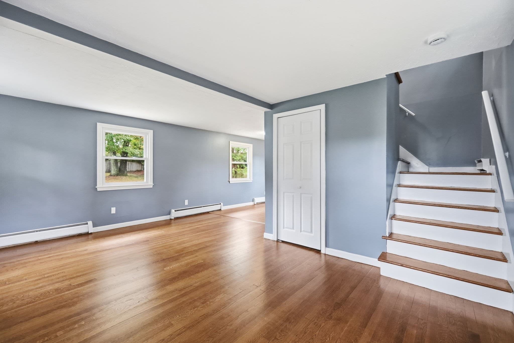 Single Family Residence at 93 Balboa Dr, Springfield MA 01119, Springfield, photo 12 of 27