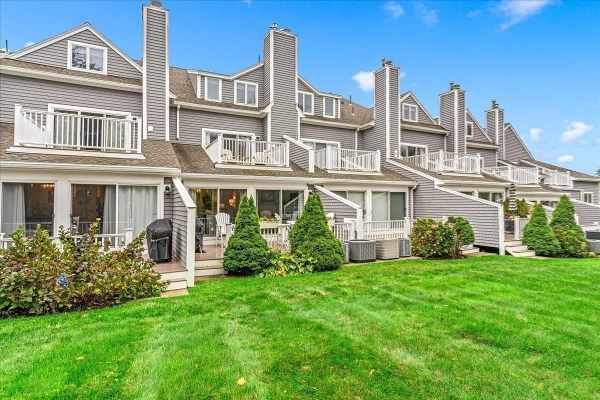 Condominium at 40 Driftway # 18, Scituate MA 02066, Scituate, photo 32 of 42