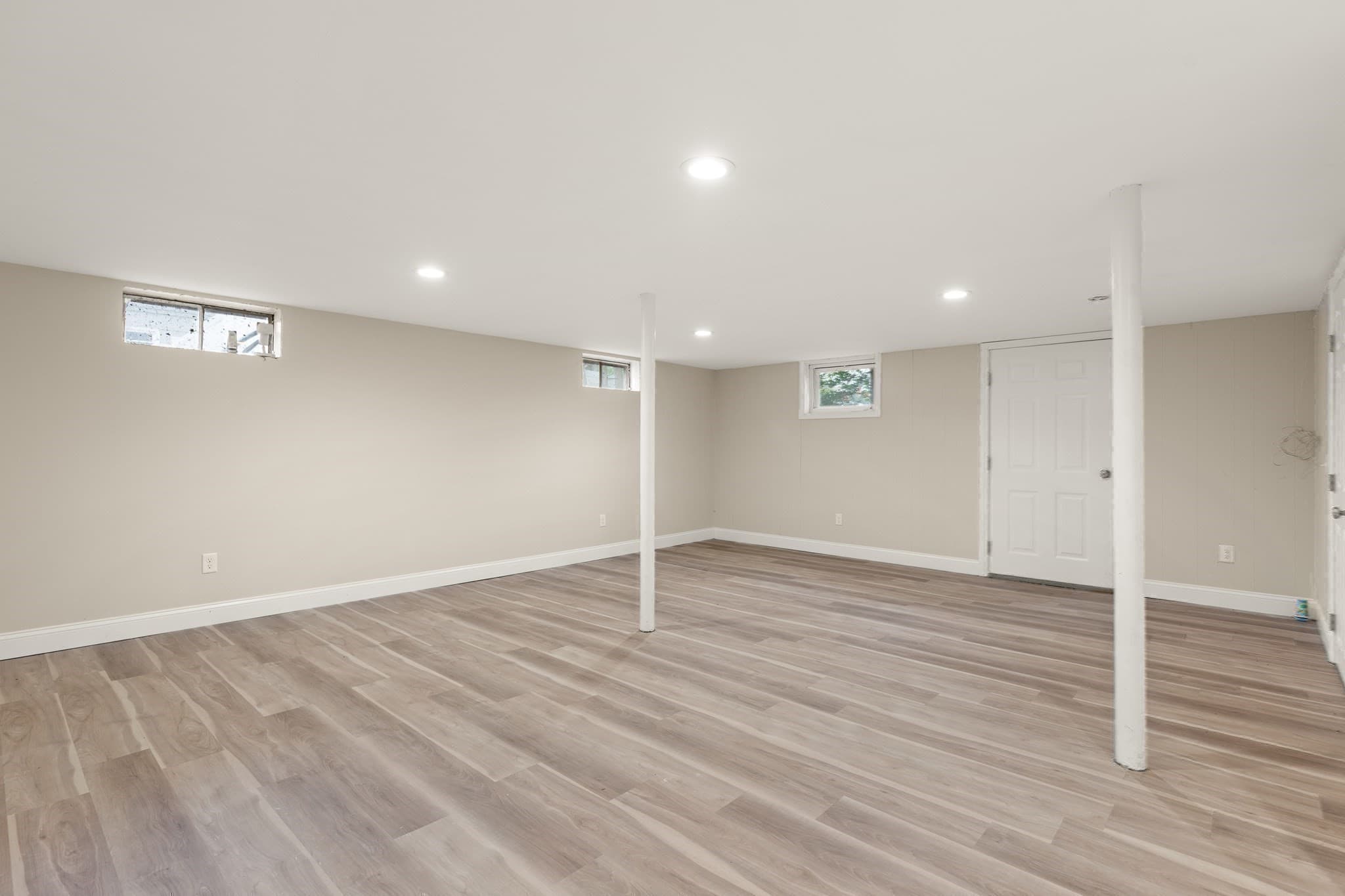 Single Family Residence at 7 Moonbeam Ave., Chelmsford MA 01824, photo 23 of 26