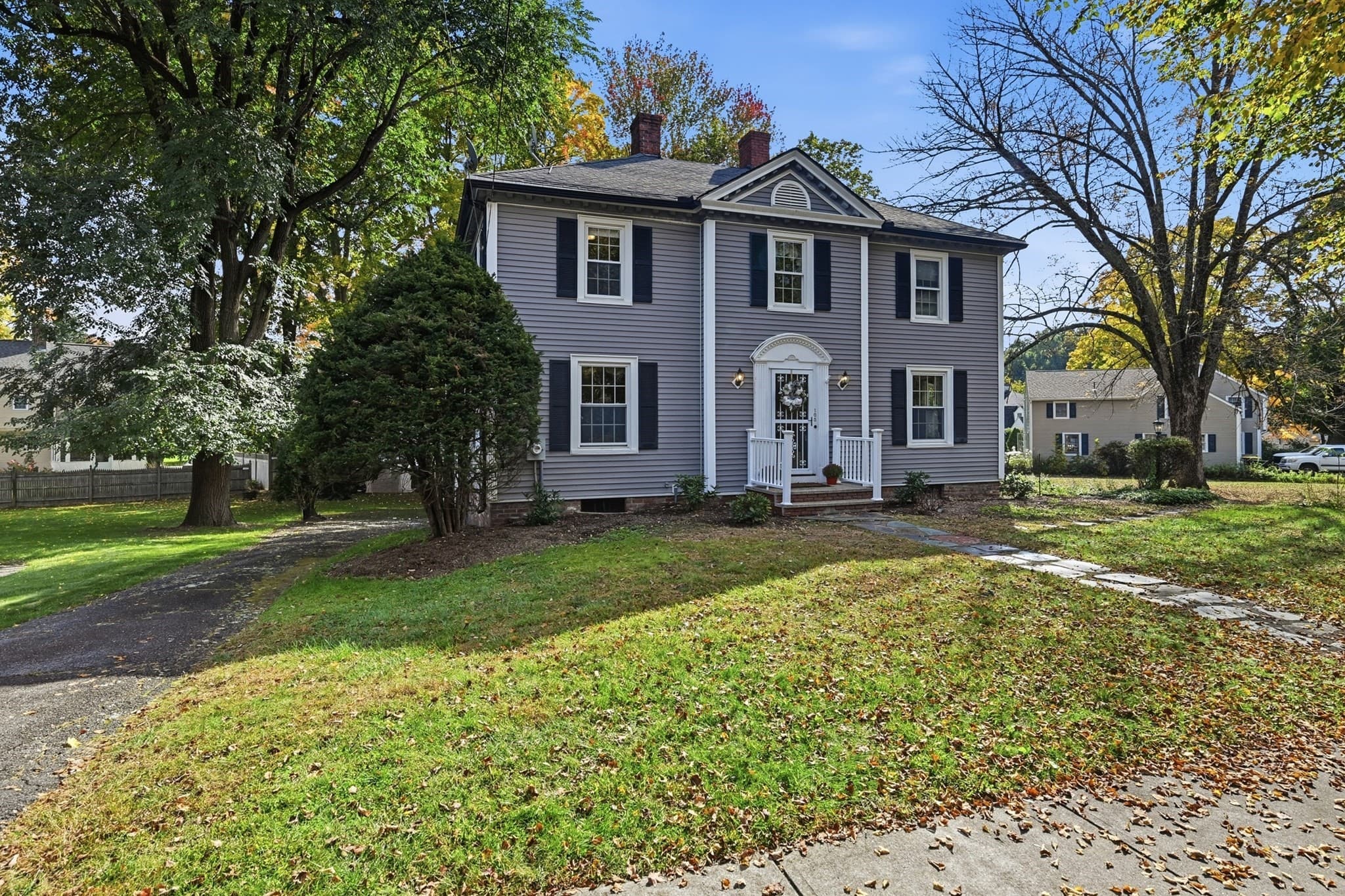 Single Family Residence at 105 Longview, Longmeadow MA 01106, photo 3 of 42