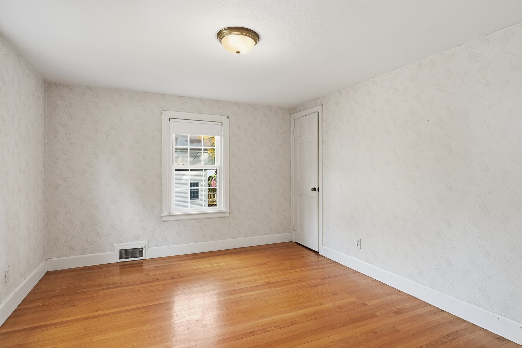 Single Family Residence at 105 Longview, Longmeadow MA 01106, photo 24 of 42