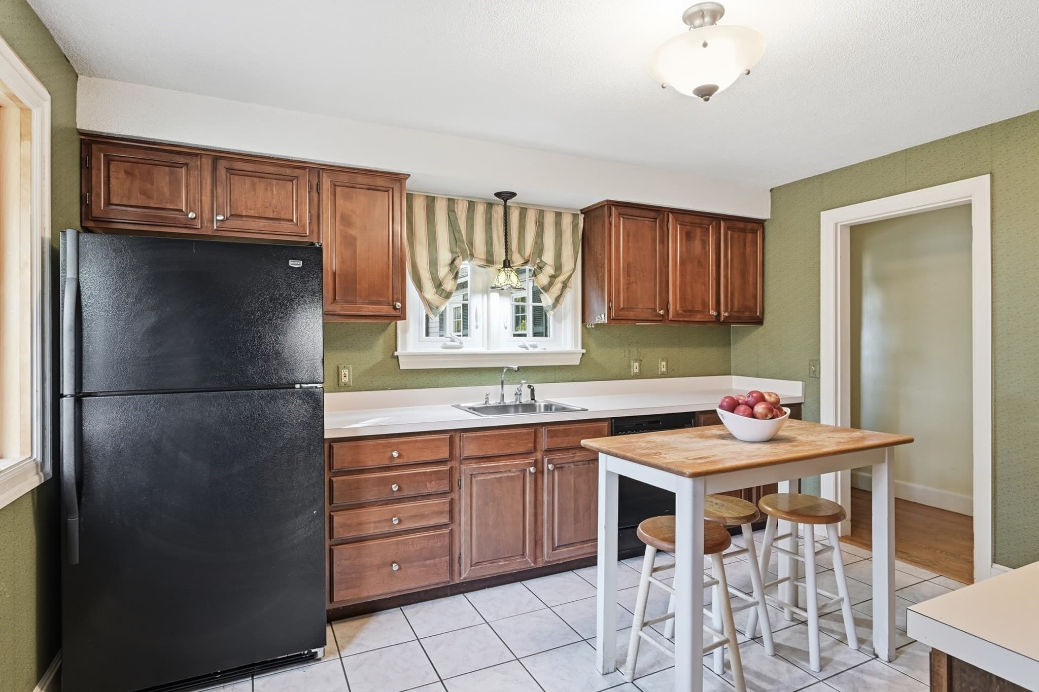 Single Family Residence at 105 Longview, Longmeadow MA 01106, photo 18 of 42