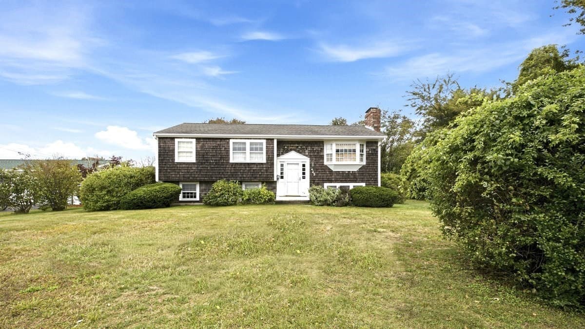 463 Hatherly Road, Scituate MA 02066