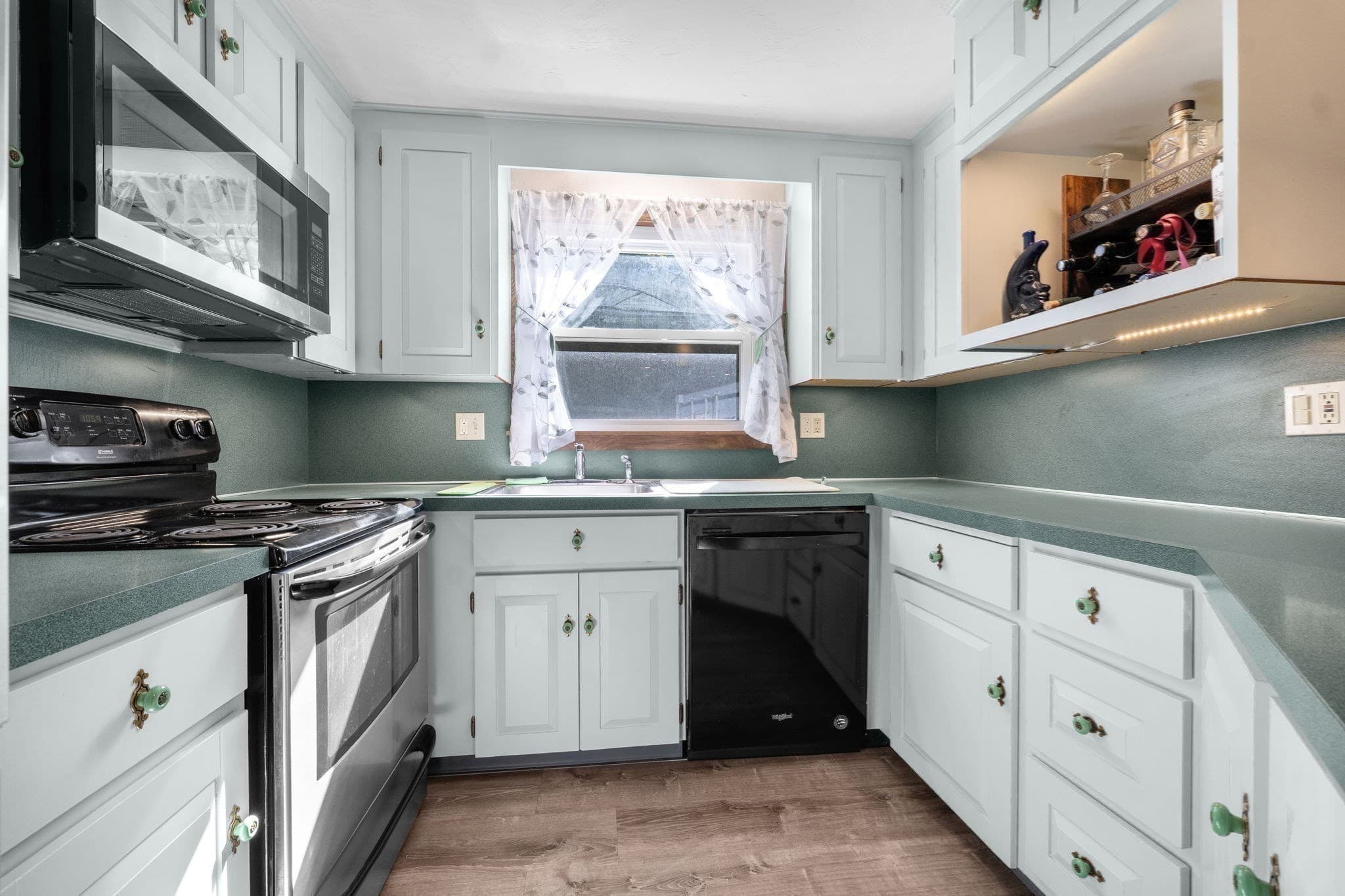 Single Family Residence at 548 Plymouth St, East Bridgewater MA 02333, photo 13 of 42