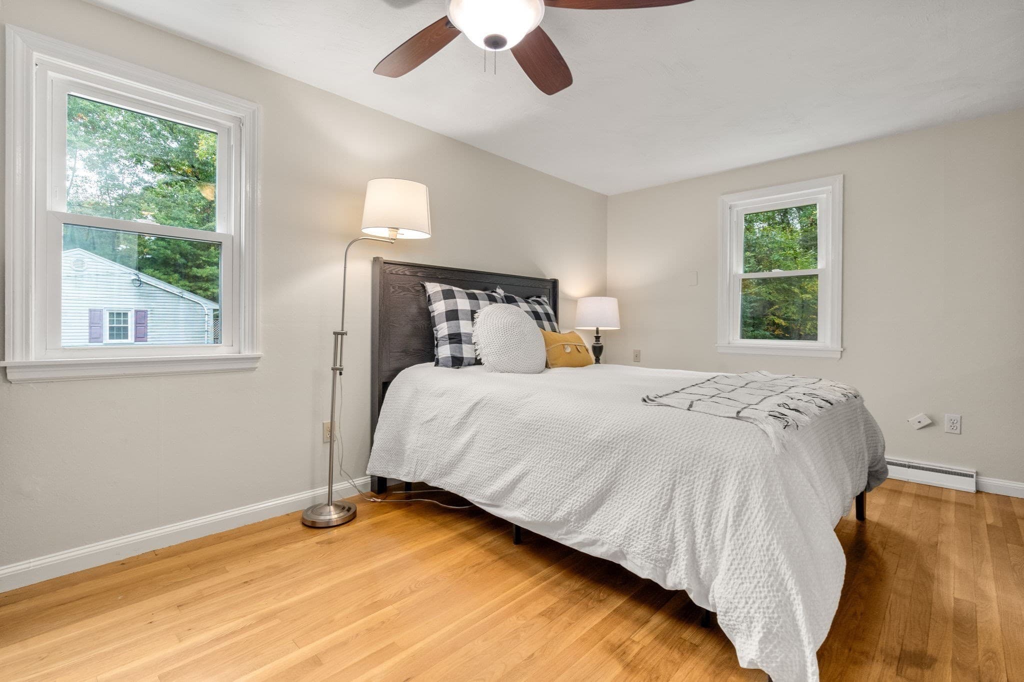 Single Family Residence at 508 Oak St, Franklin MA 02038, Franklin, photo 13 of 31