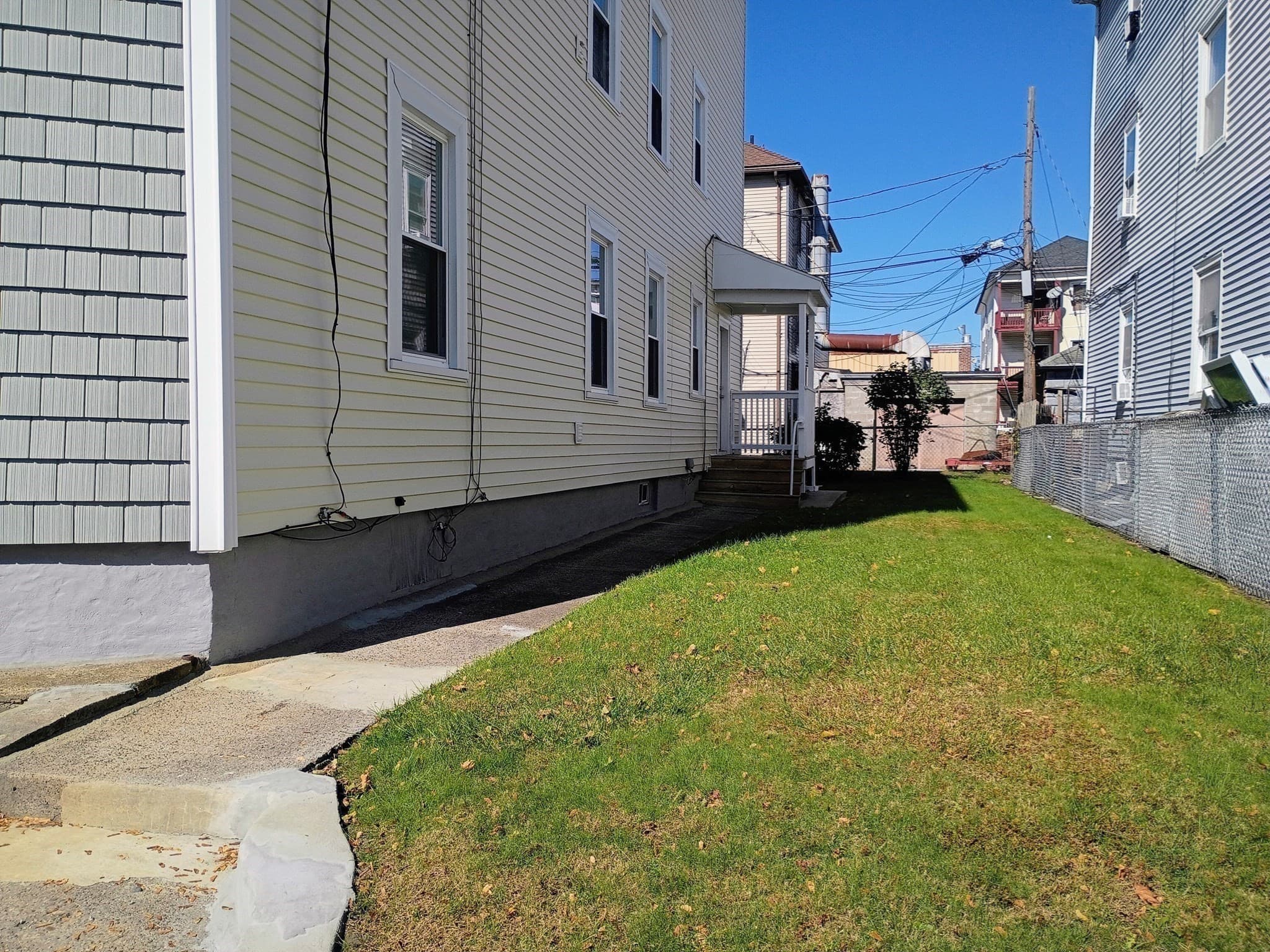 3 Family - 3 Units Up/Down at 55 Endicott, Worcester MA 01610, Worcester, photo 3 of 23